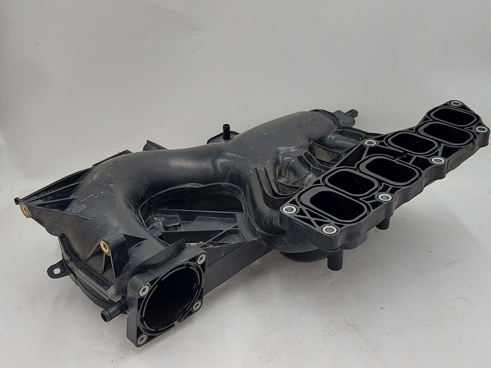 16-22 TOYOTA TACOMA UPPER INTAKE MANIFOLD 17190-0P100