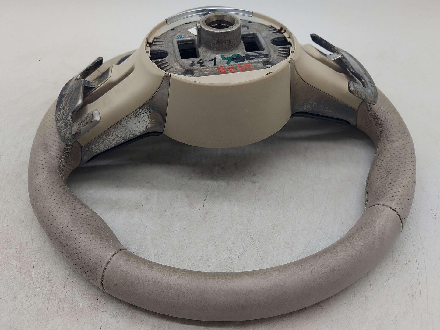 22-23 MERCEDES AMG SL63 R232 STEERING WHEEL HEATED BEIGE LEATHER 835A *NOTE