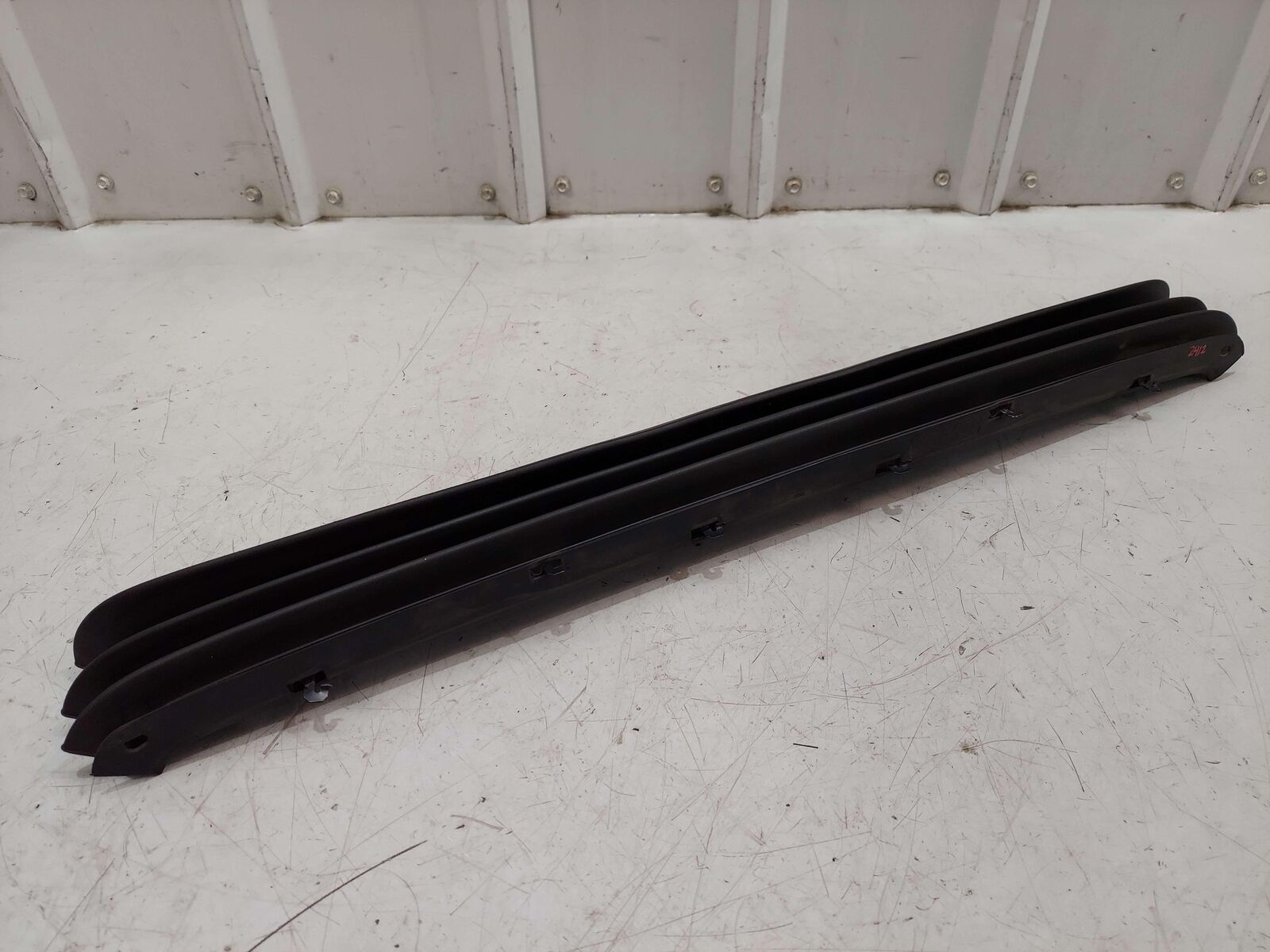 2001 PORSCHE 911 996 CARRERA REAR SPOILER GRILL FLEX WALL TRIM PANEL