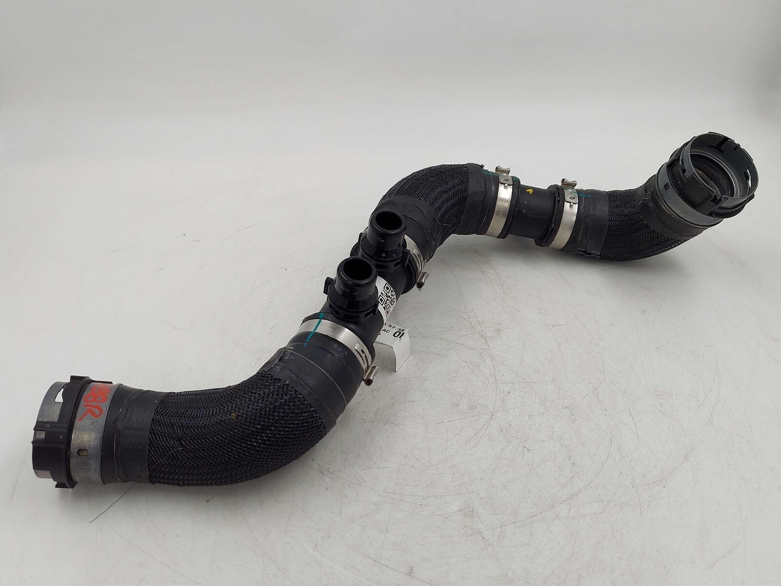 2024 ASTON MARTIN DB12 VOLANTE WATER COOLANT LINE HOSE PIPE RY63-61J31-AC