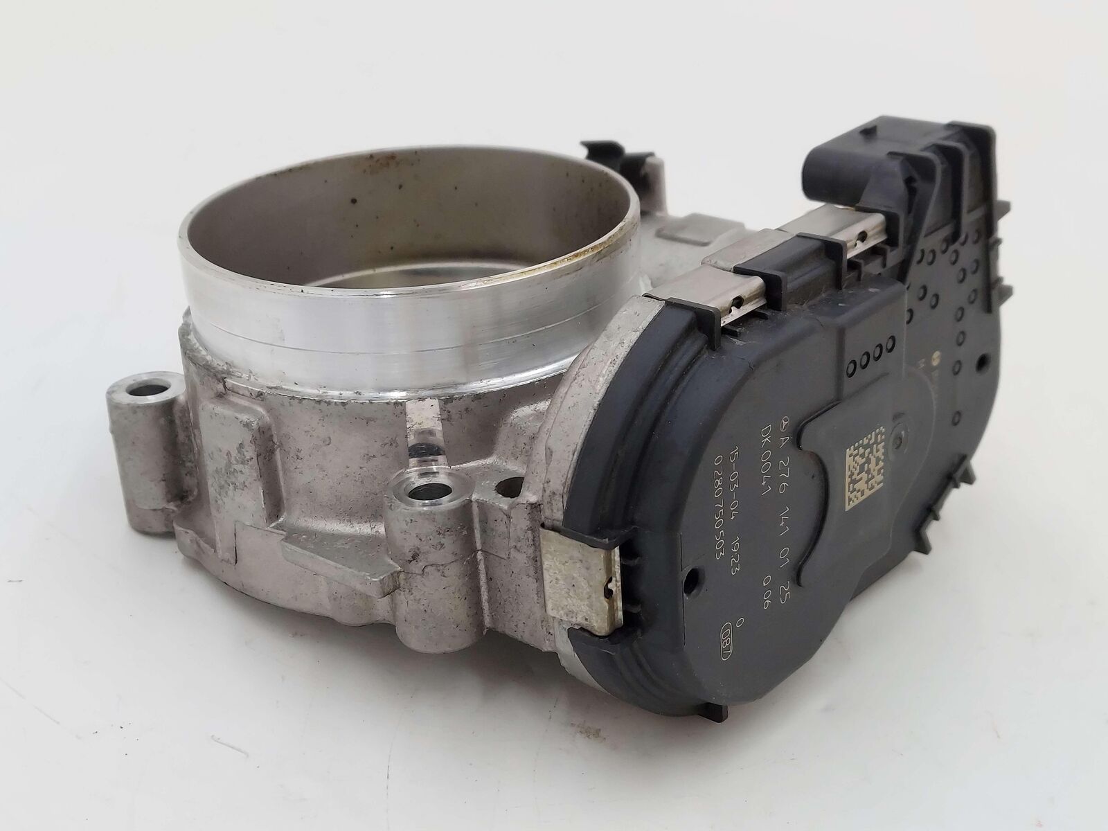 12-22 MERCEDES C63S AMG W205 SEDAN LEFT THROTTLE BODY VALVE A2761410125