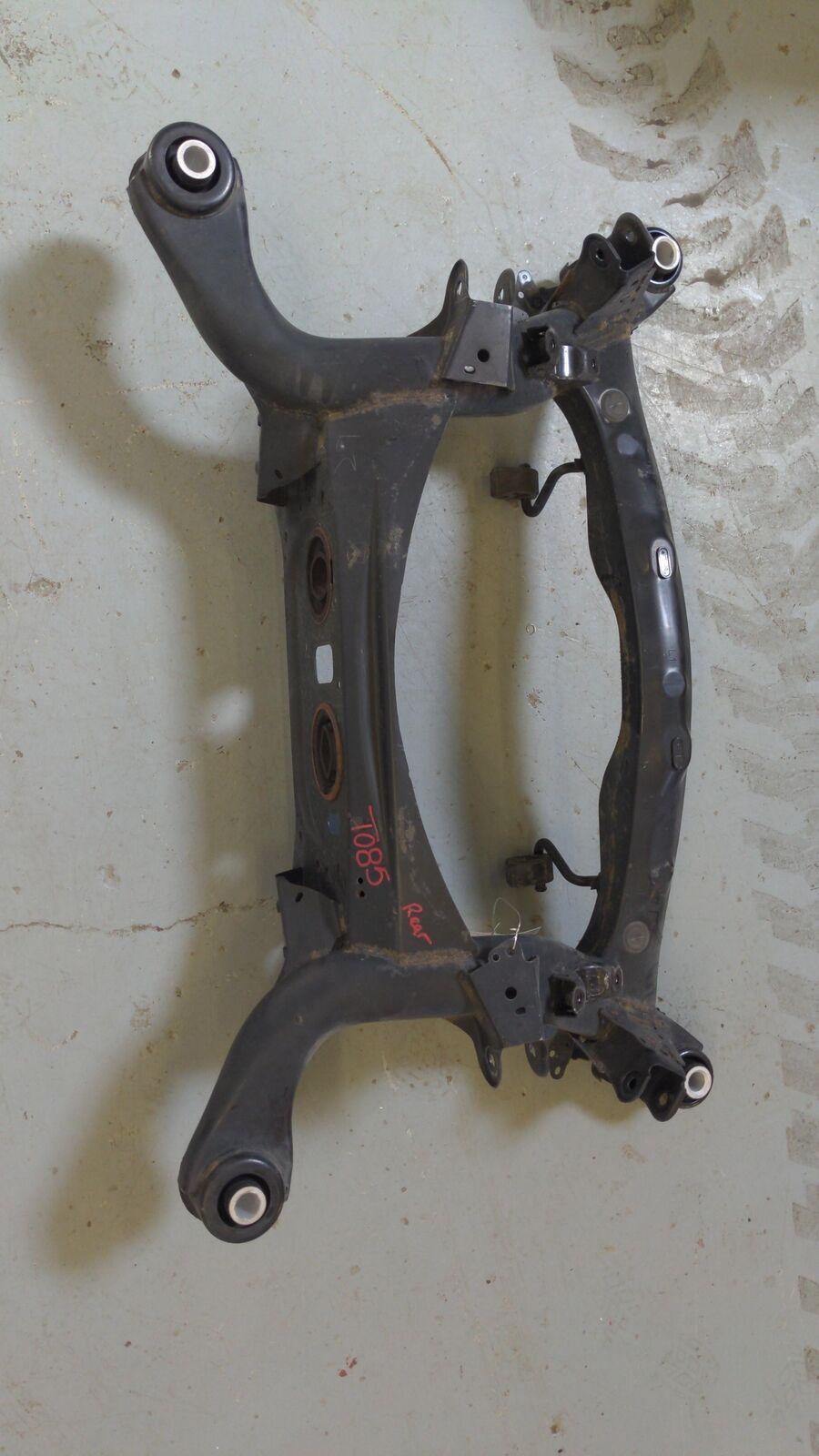 14-19 LEXUS IS350 REAR Undercarriage Crossmember Subframe Sub Frame 105K KM'S