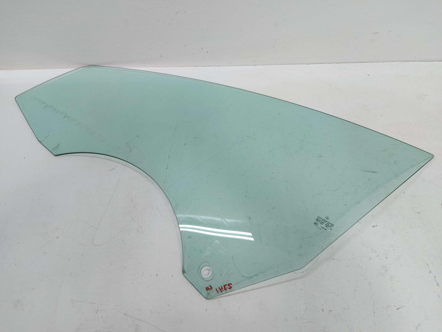 12-18 Mercedes W218 CLS63S AMG FRONT LEFT DOOR GLASS WINDOW 2187250110