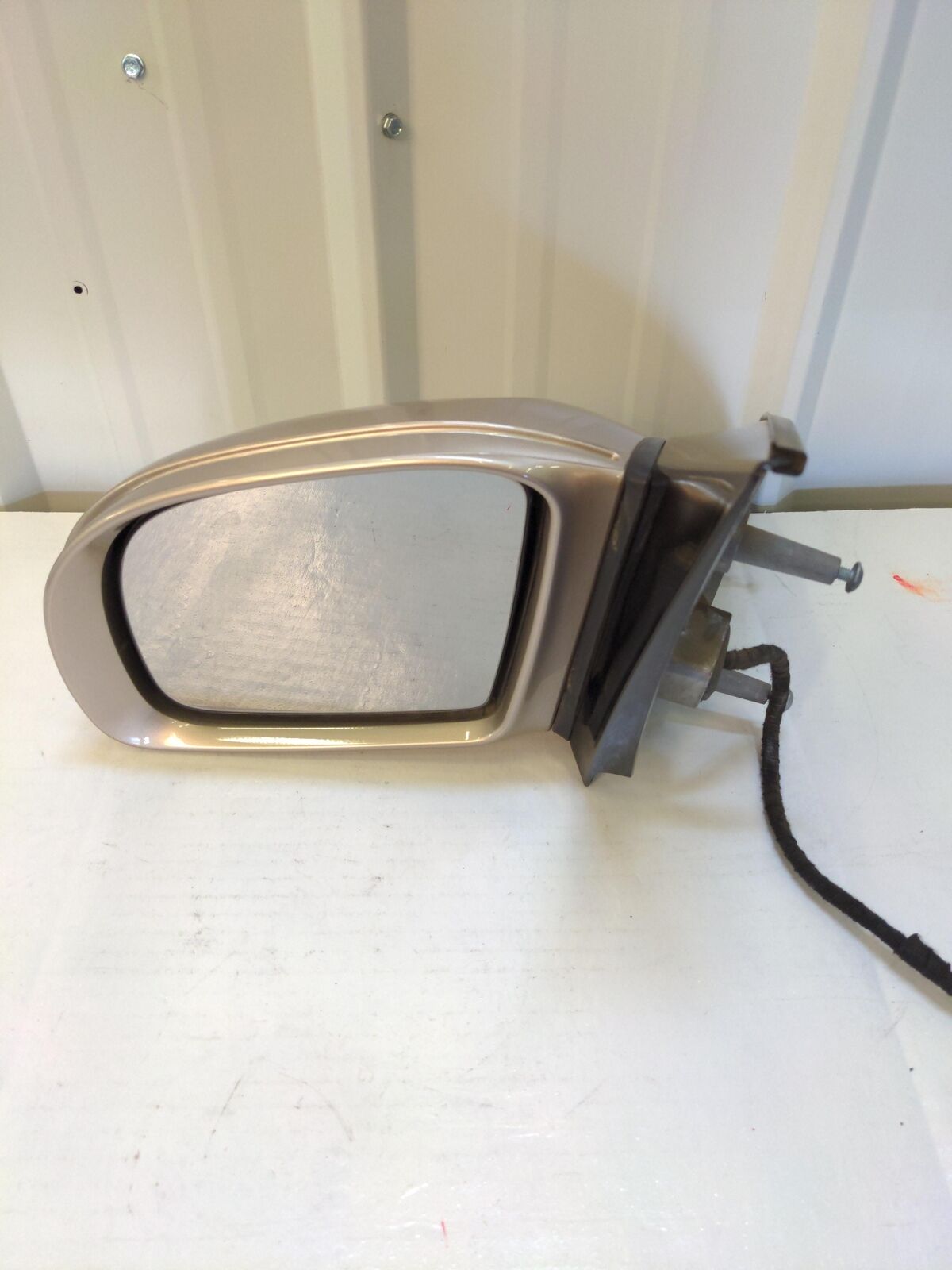 06 07 08 09 10 MERCEDES R350 Left Door Mirror Gold