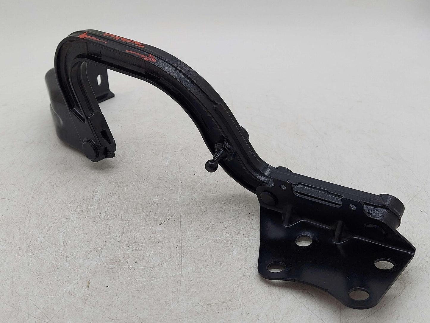 2017 MCLAREN 570S RIGHT HOOD HINGE 13A5155CP *BENT*