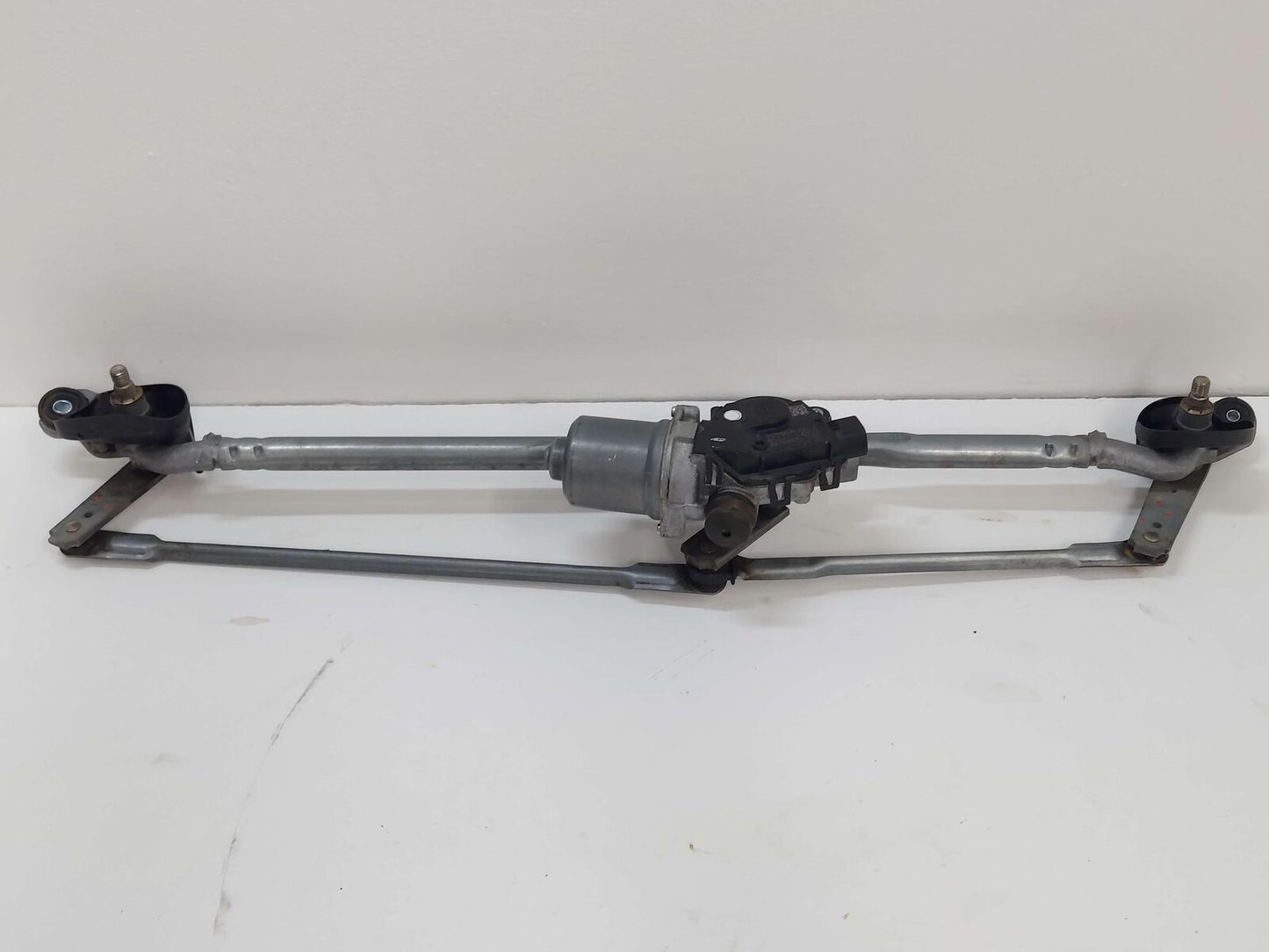 16-23 TOYOTA TACOMA WINDSHIELD WIPER TRANSMISSION LINKAGE W/ MOTOR OEM