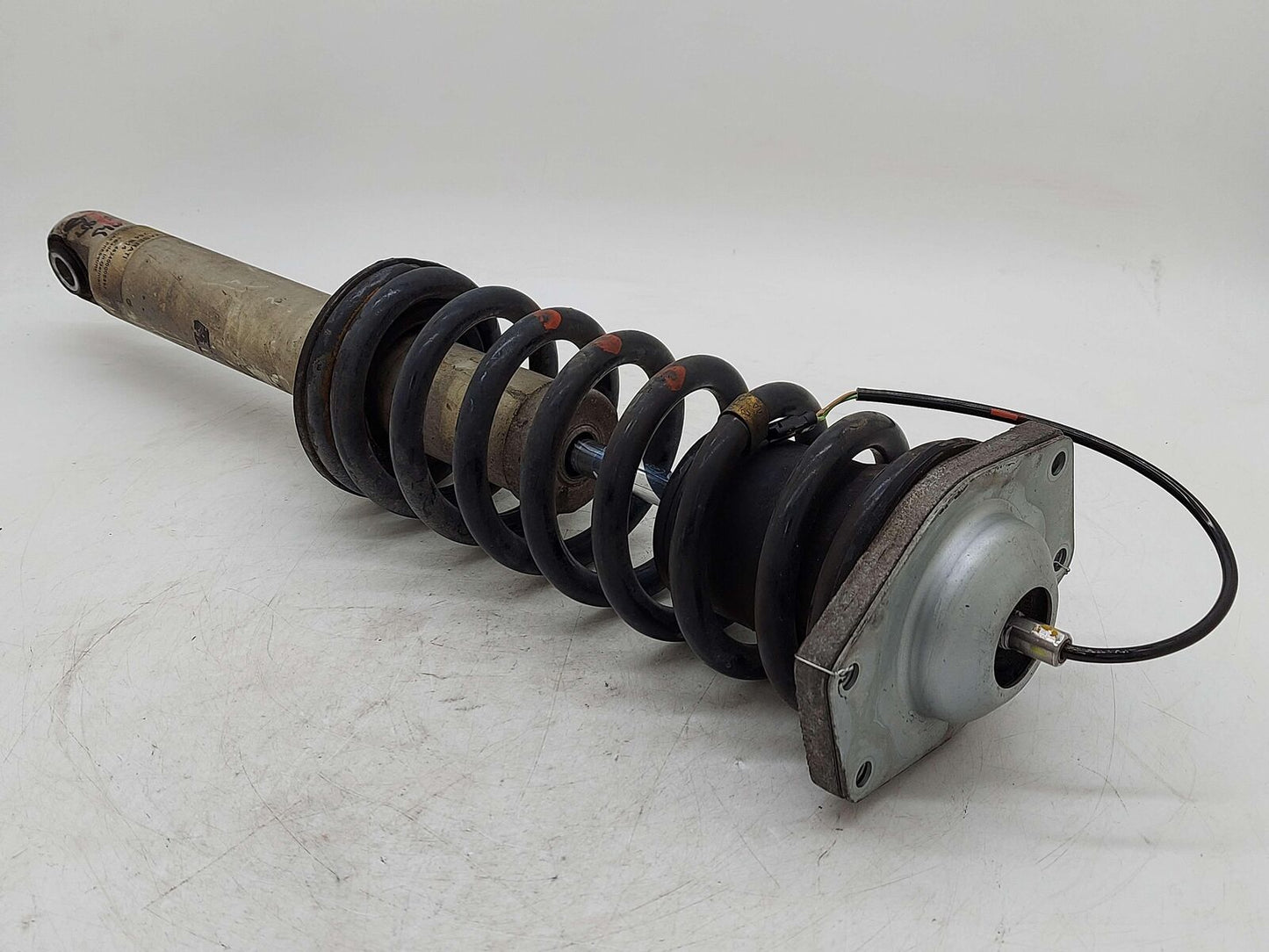 2010 Maserati GranTurismo S M145 Coupe REAR LEFT RIGHT STRUT 254814