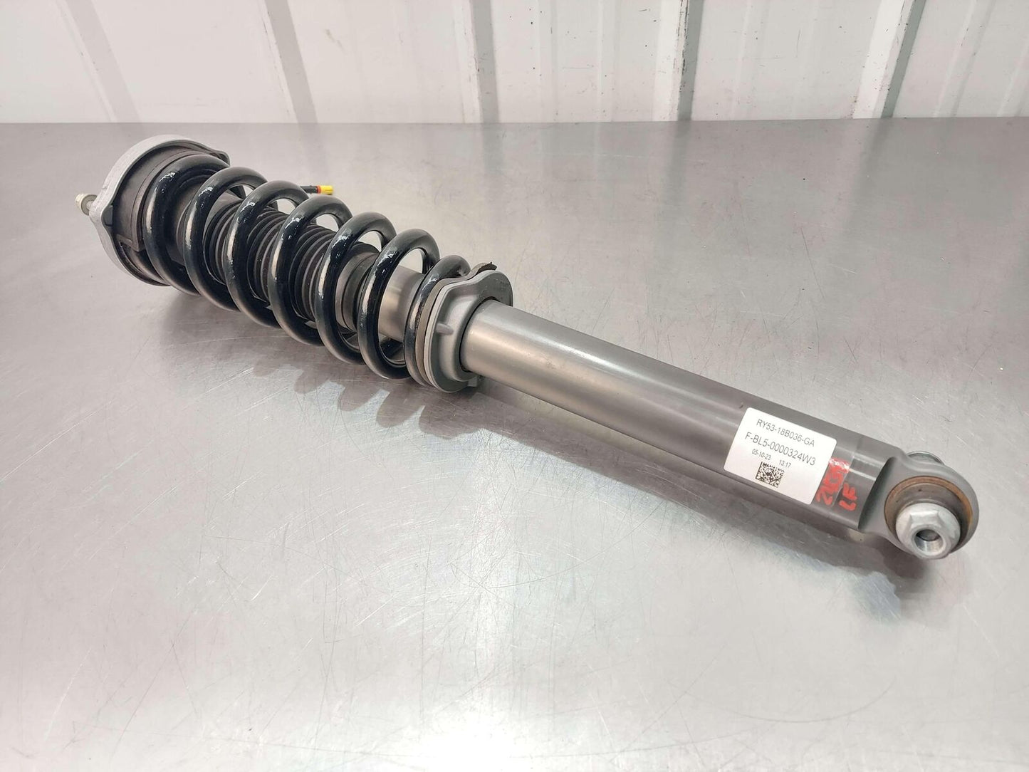 2024 ASTON MARTIN DB12 VOLANTE FRONT LEFT SUSPENSION STRUT SHOCK ELECTRONIC