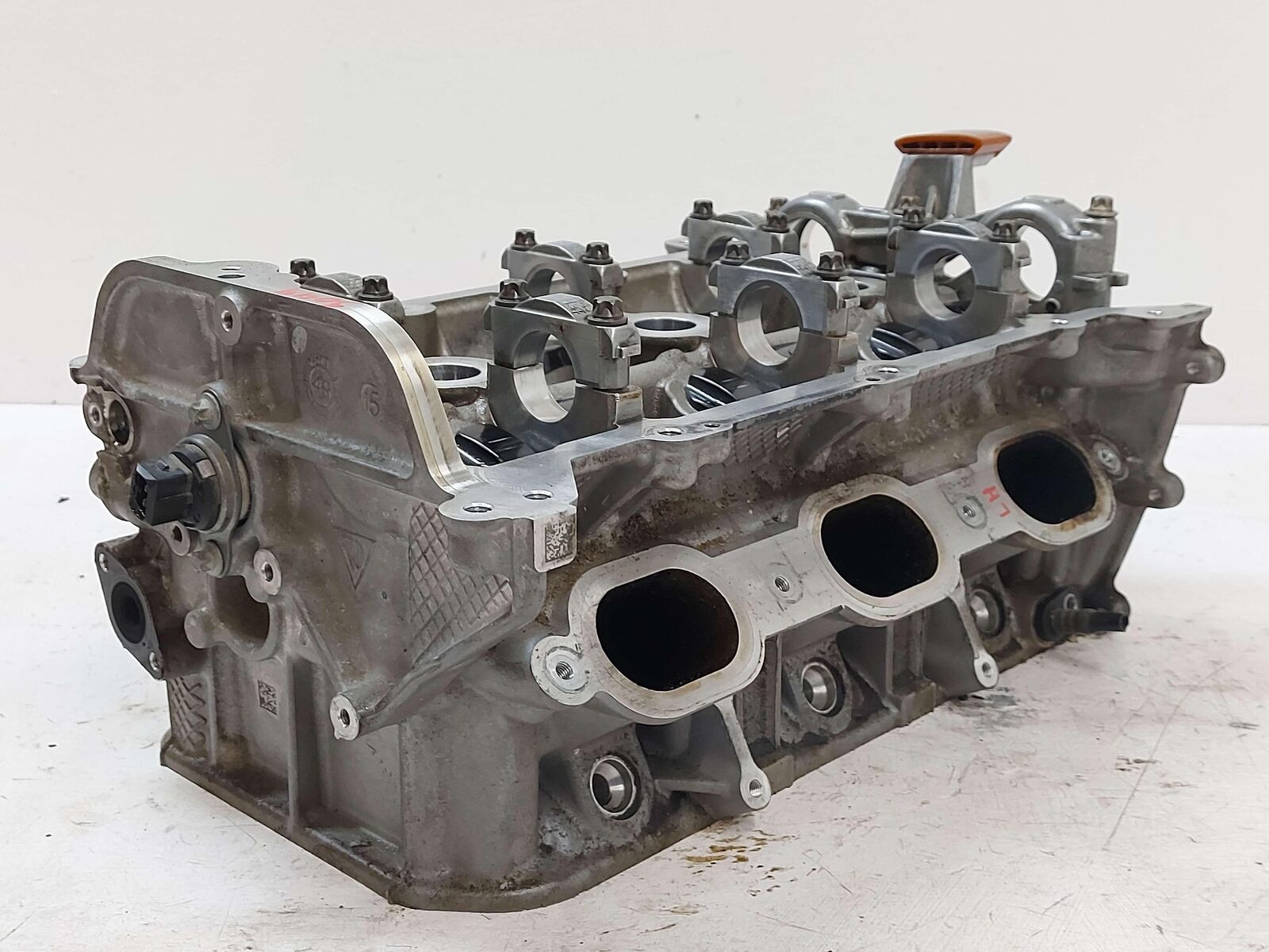 17-18 PORSCHE MACAN ENGINE CYLINDER HEAD 3.0L LH 946104105AR 95B