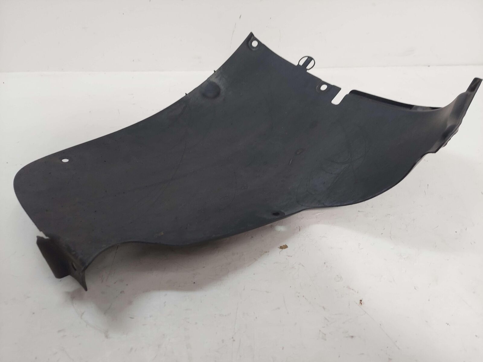 20-23 PORSCHE 911 992 CARRERRA 4S RIGHT REARWARD WHEEL FENDER LINER 992810972