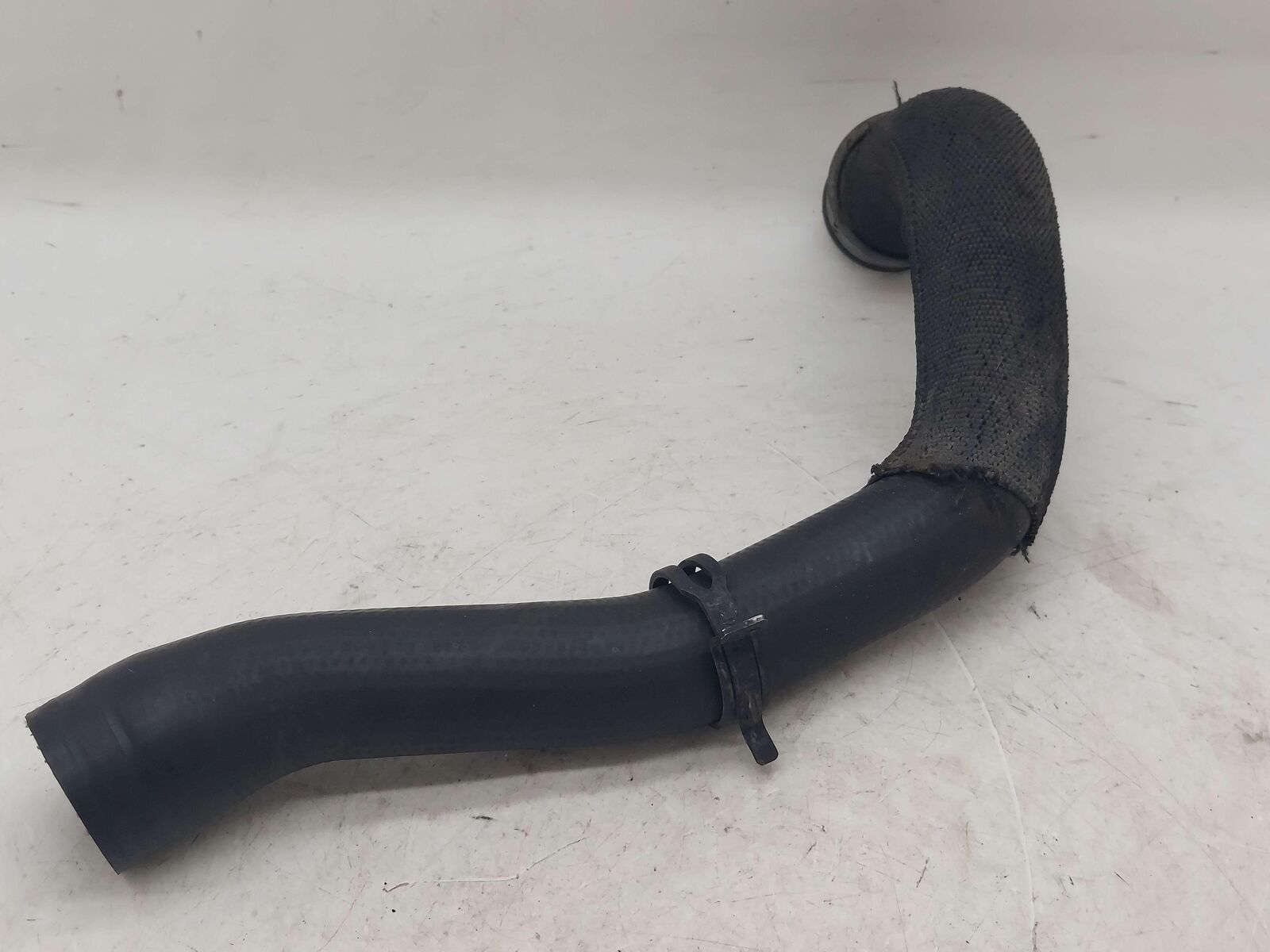 2014 PORSCHE 911 991 GT3 FRONT RIGHT UPPER RADIATOR HOSE 99110663201