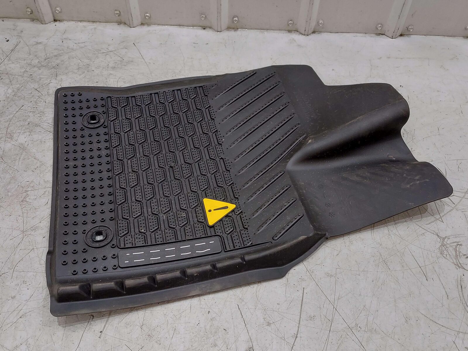 2023 TOYOTA TUNDRA TRD FLOOR MAT RUBBER ALL WEATHER MATS