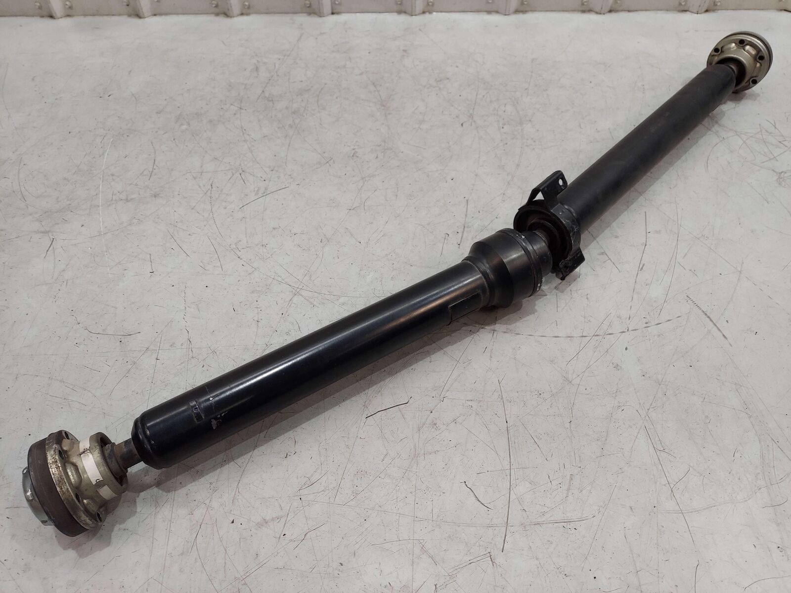 2010 Maserati GranTurismo S M145 REAR DRIVE SHAFT 4.7L AUTO RWD 246688 54K MILES