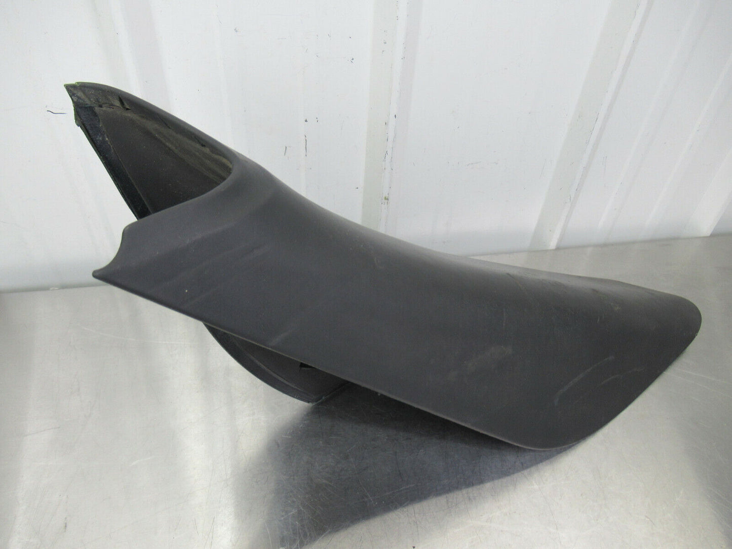 T020 2016 16 MCLAREN 570S RH RIGHT DOOR SILL TRIM PANEL COVER DAMAGED