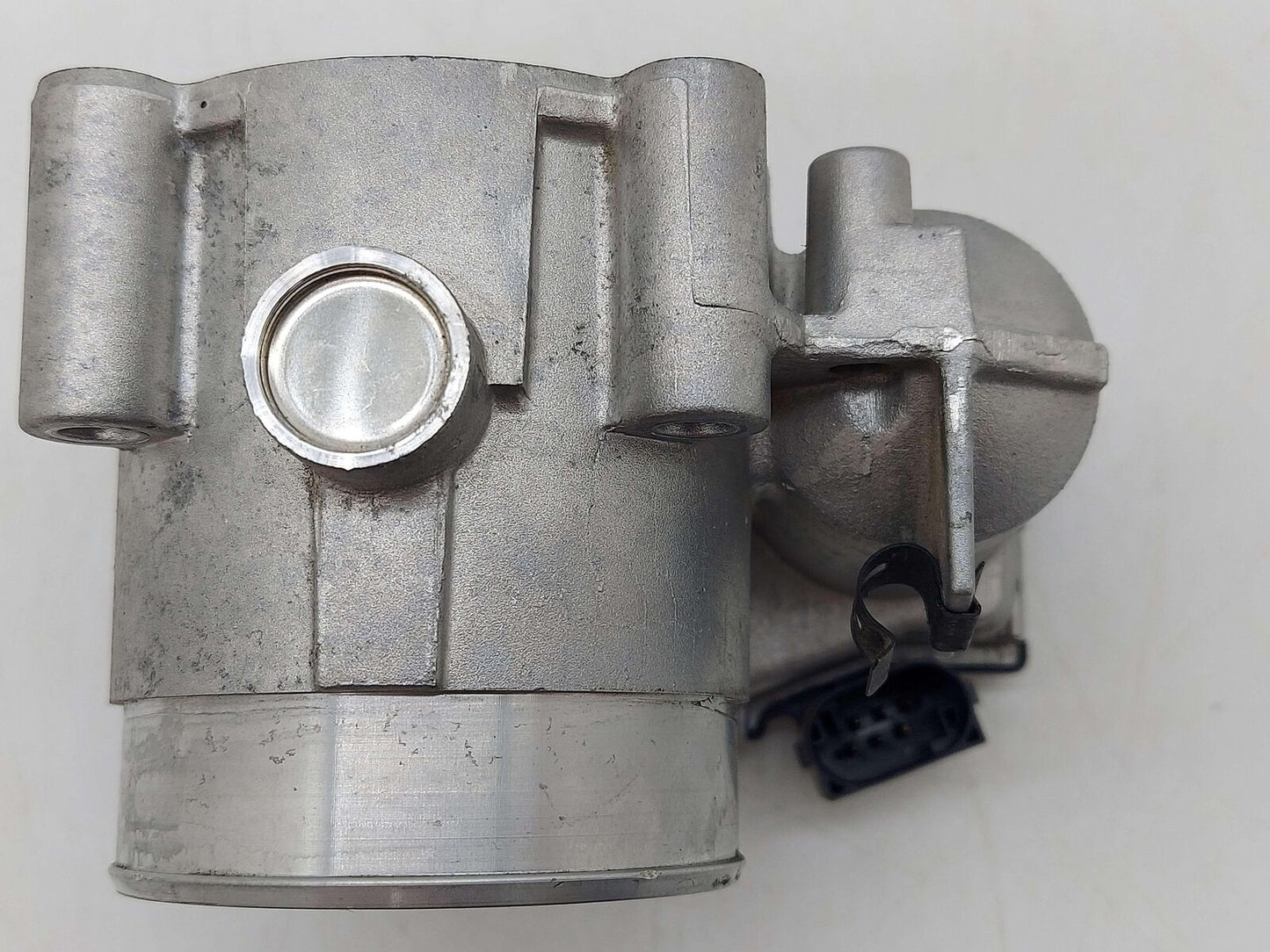 2023 McLaren Artura Throttle Body Valve 3.0L RH Right 0280750150 3K KM