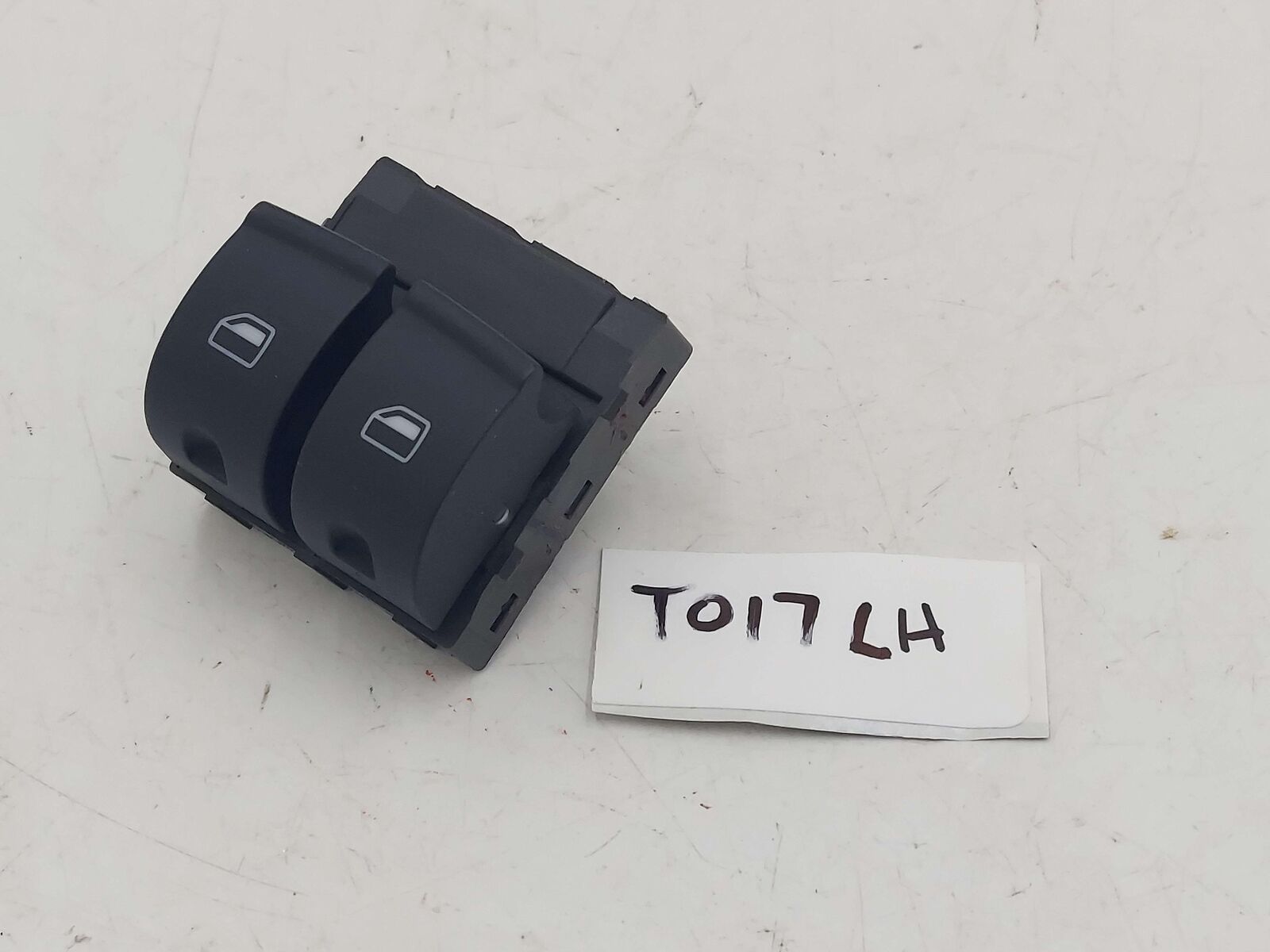 2009 Audi R8 Front LH Left Door Window Switch 8E0959851A