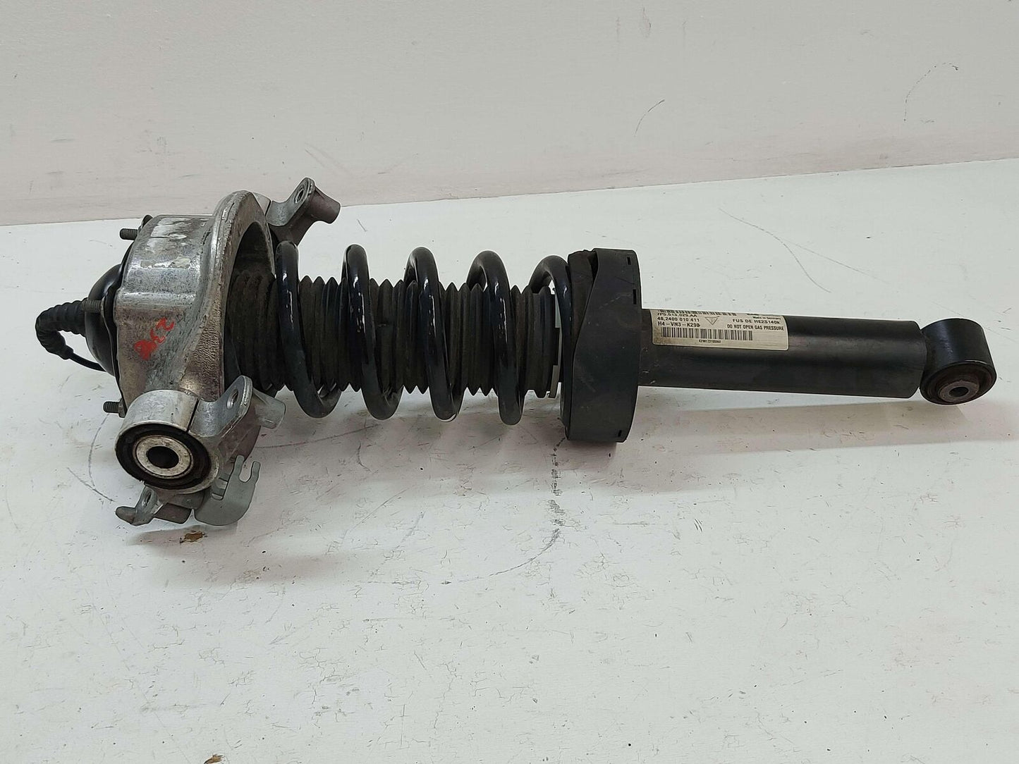 11-18 PORSCHE CAYENNE 958 S E-HYBRID REAR LEFT STRUT 7P5513029AA