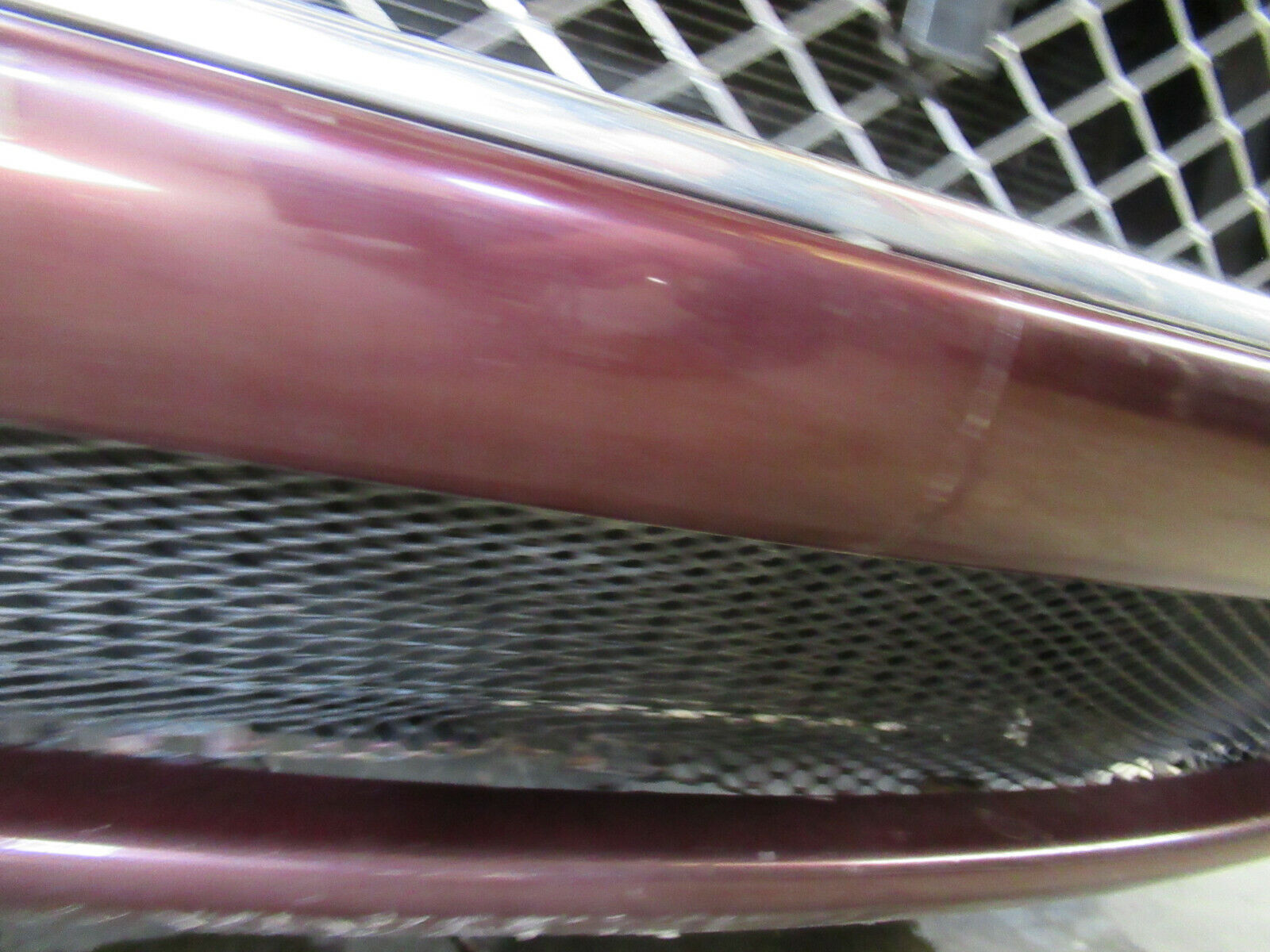 W009 2007 07 MASERATI QUATTROPORTE 4.2 FRONT BUMPER W/ GRILLED SCRATCHED