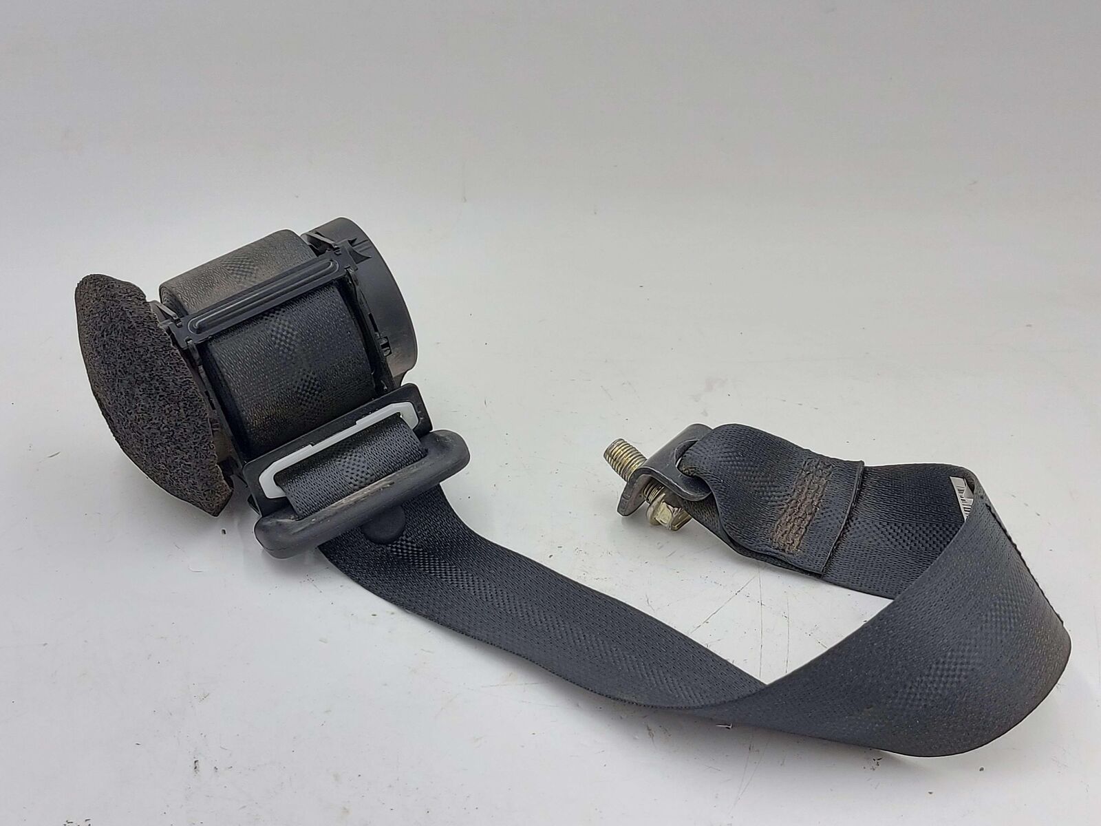 2018 NISSAN QASHQAI REAR LEFT SEAT BELT BLACK RETRACTOR