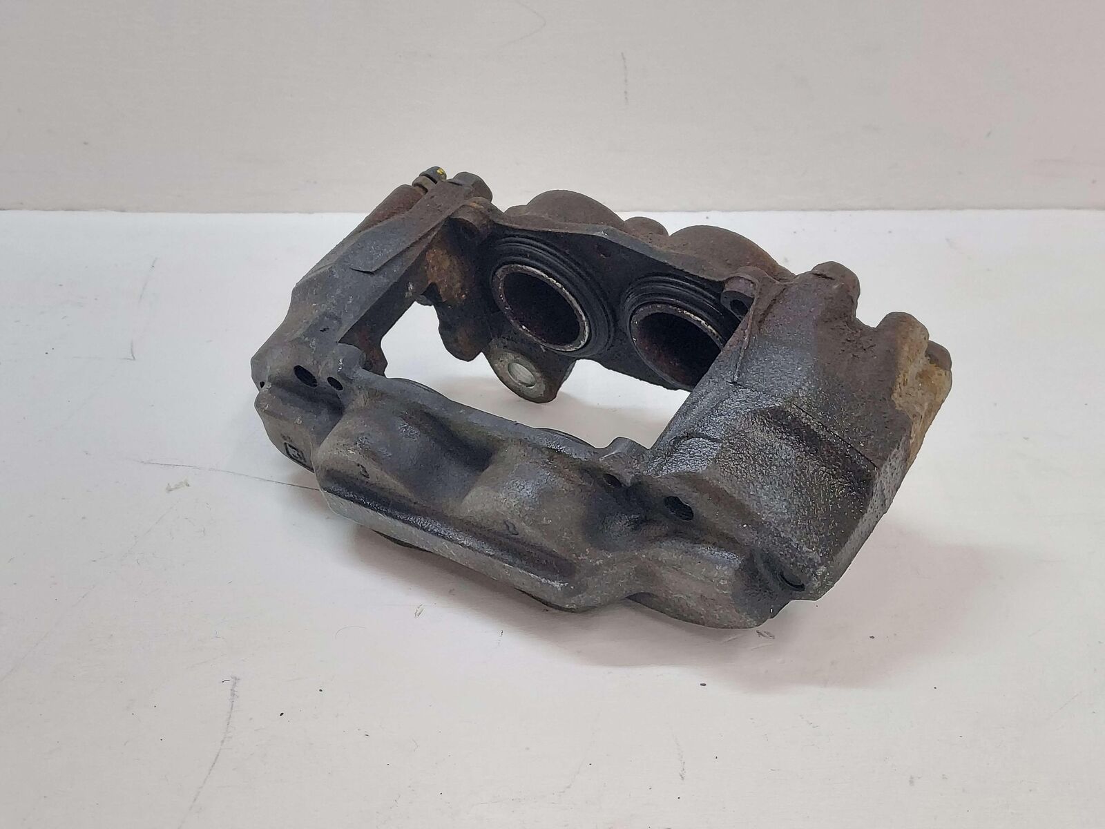 15-23 TOYOTA 4RUNNER FRONT LEFT BRAKE CALIPER 4775060350