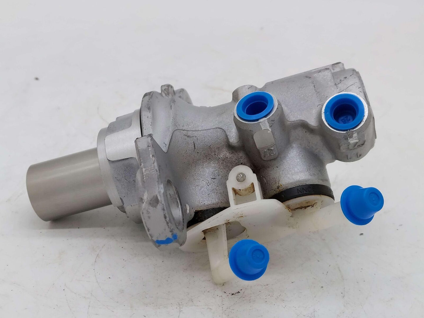 2023 McLaren Artura Brake Master Cylinder 3K KM