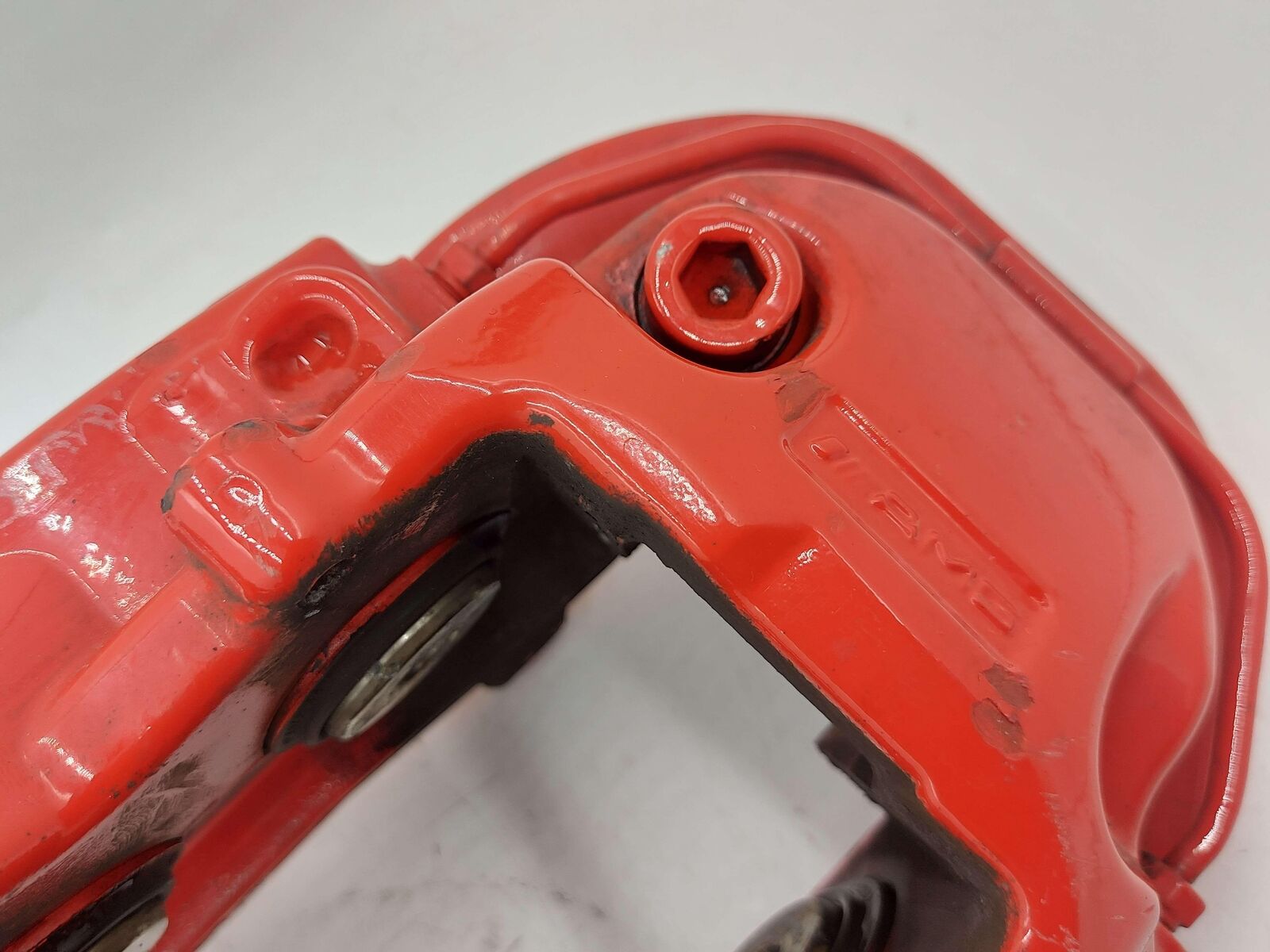 13-15 MERCEDES GL63 AMG X166 FRONT LEFT CALIPER RED 6 PISTON 1664214198 *PEELING