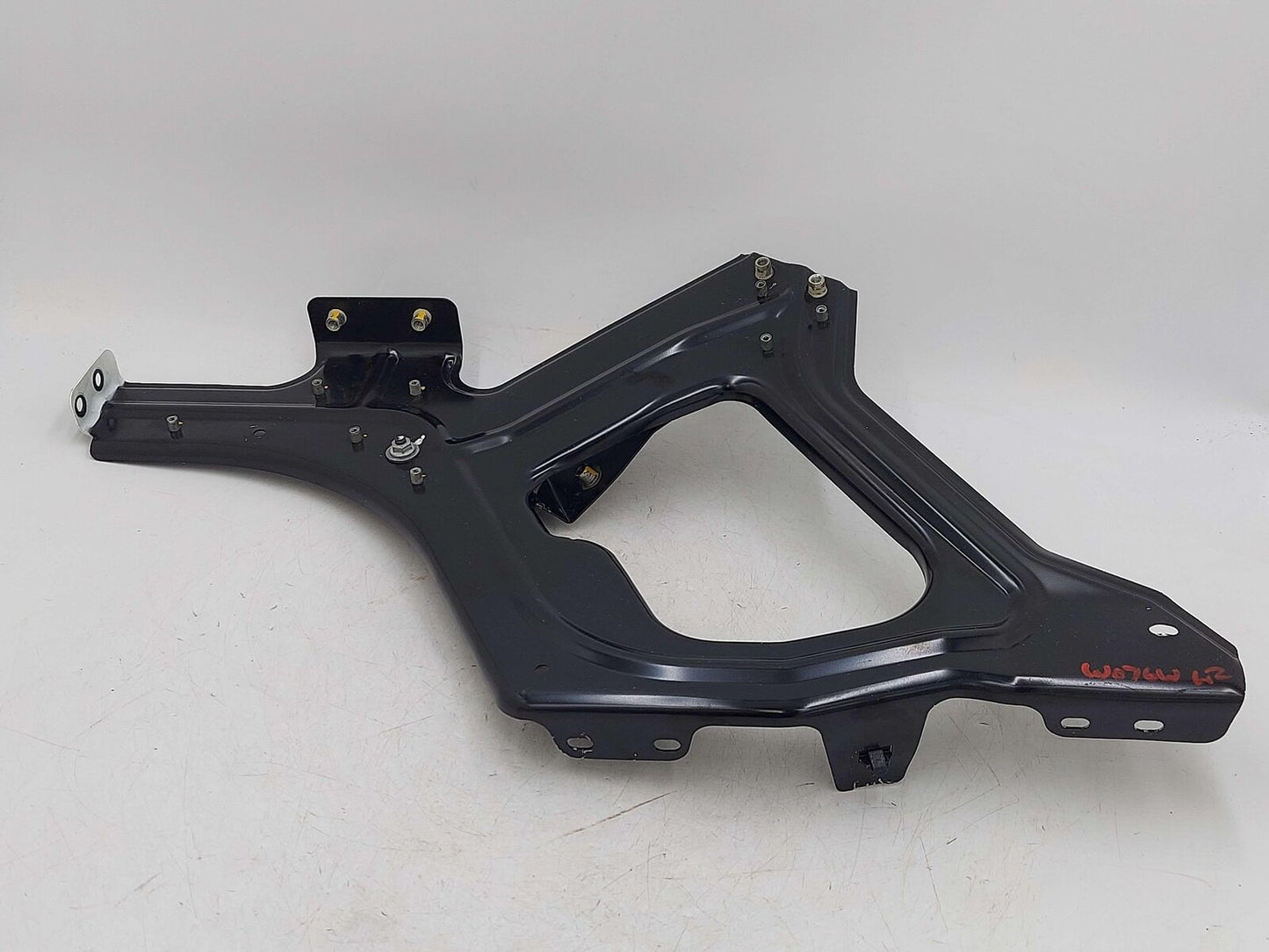 2018 Mclaren 570s Rear LH Left Lower Quarter Bracket 13A4882CP