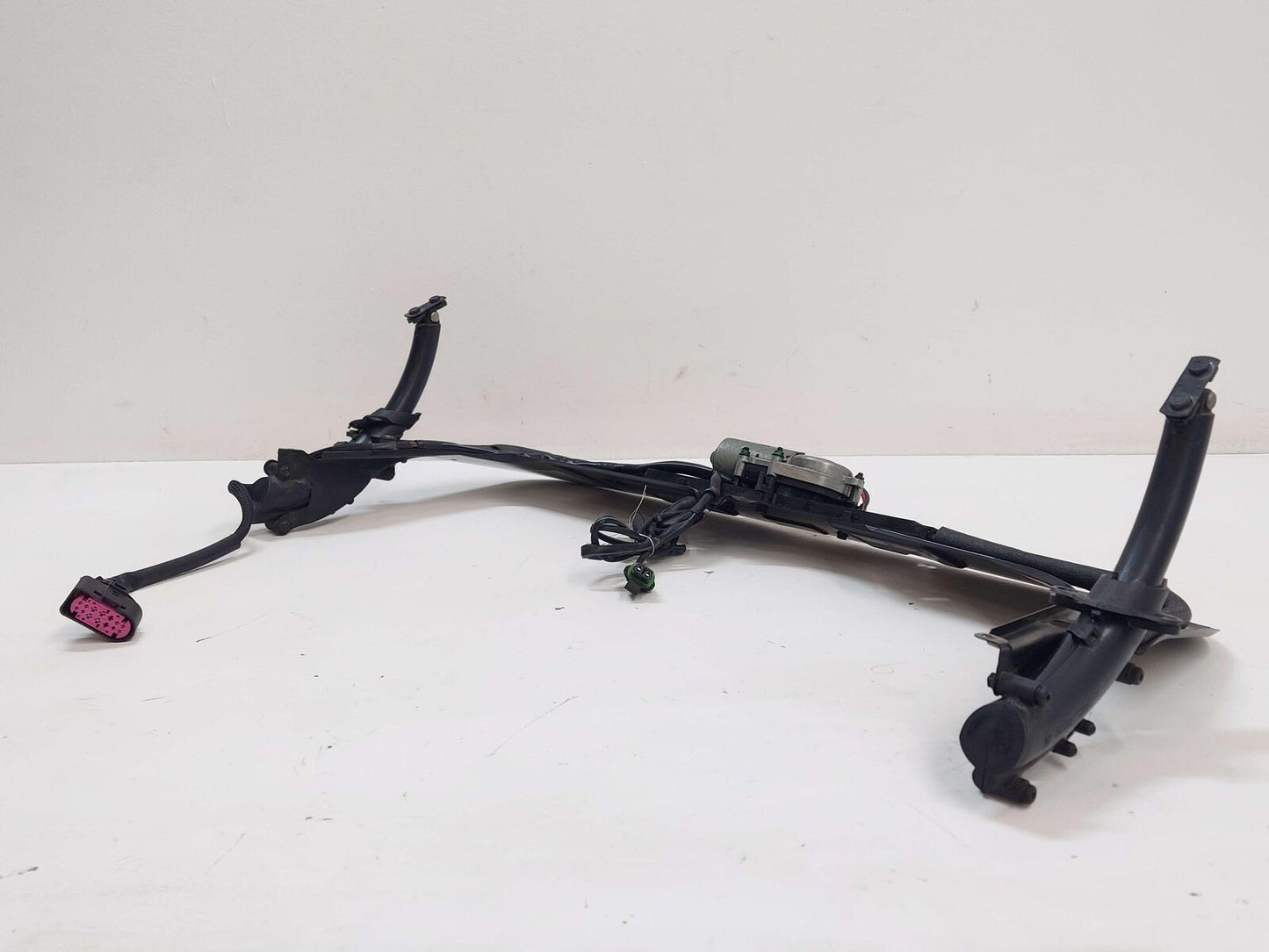 05-08 Porsche 911 997 Carrera S CONVERTIBLE REAR ENGINE LID SPOILER DRIVE UNIT