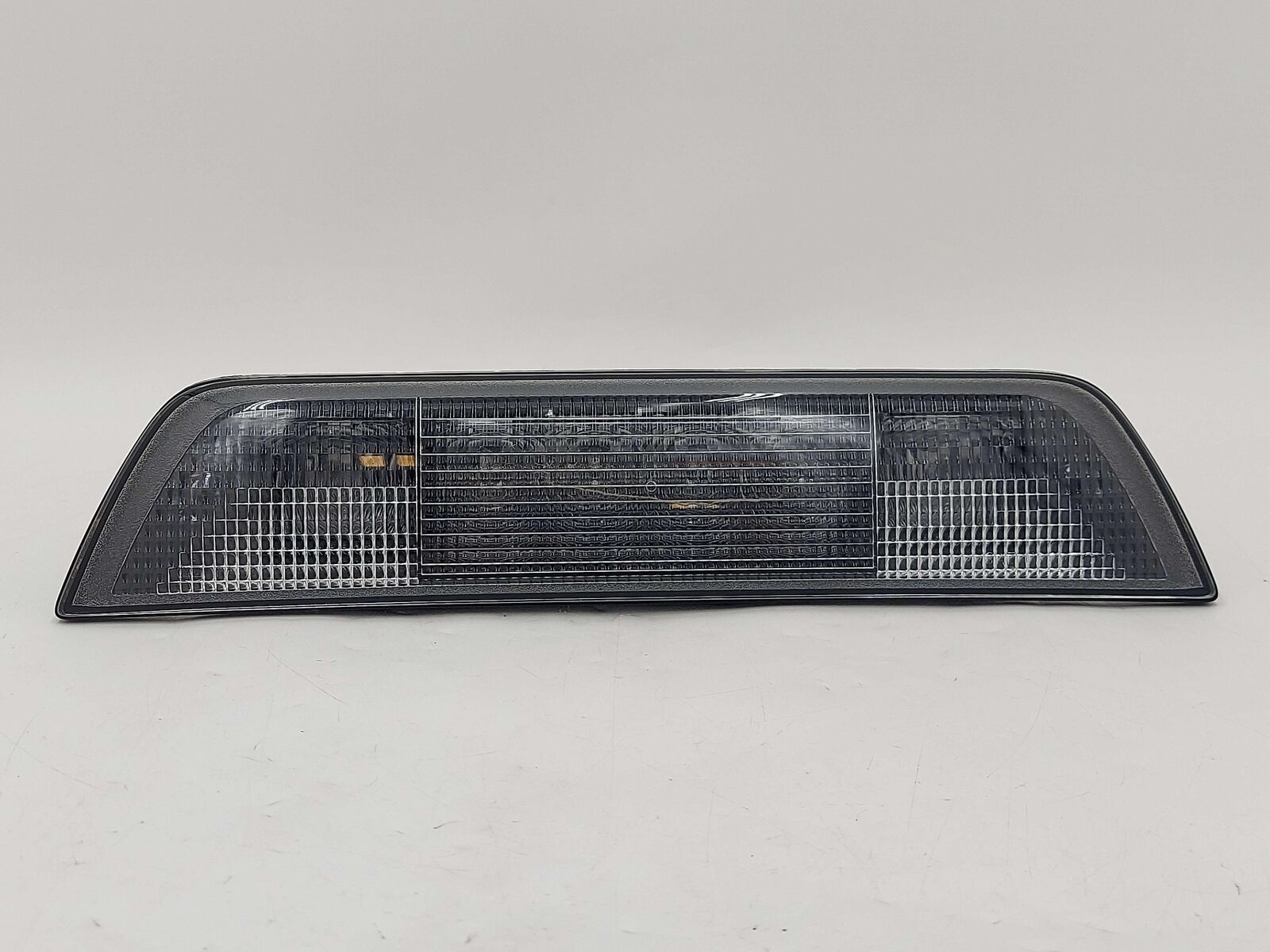 2020 TOYOTA TACOMA TRD THIRD BRAKE TAIL LIGHT LAMP 22557402