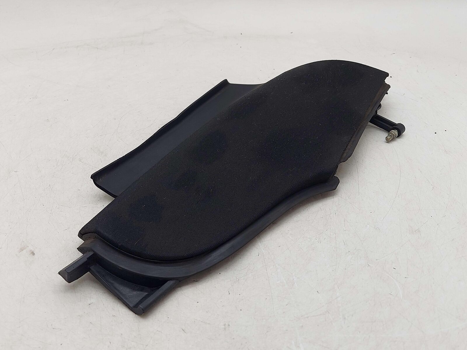 2001 PORSCHE 911 996 CARRERA REAR RIGHT C PILLAR TRIM BLACK 99655526402