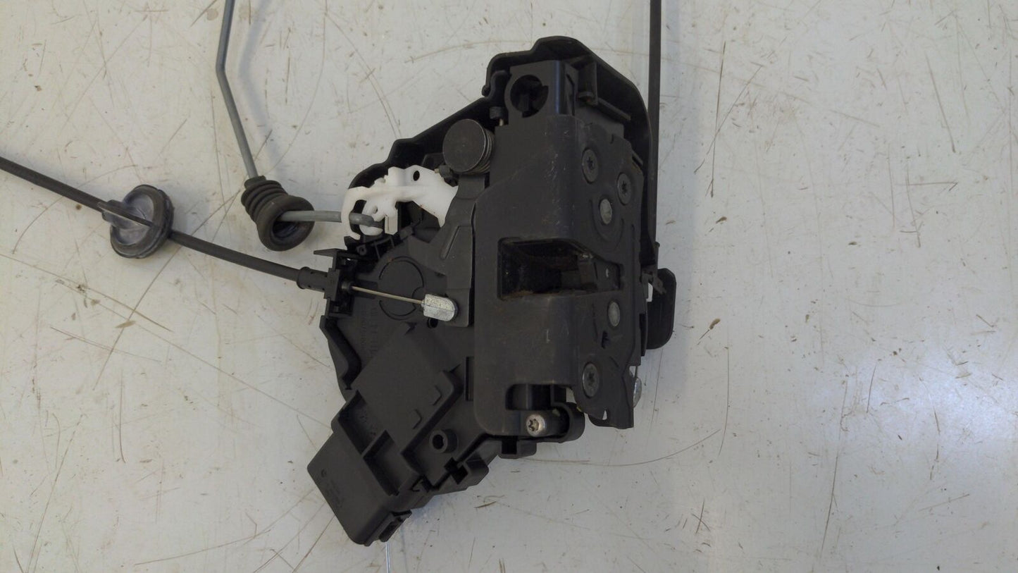 08-16 VOLVO XC70 FRONT RH Right Door Latch 31253658 135K KM's