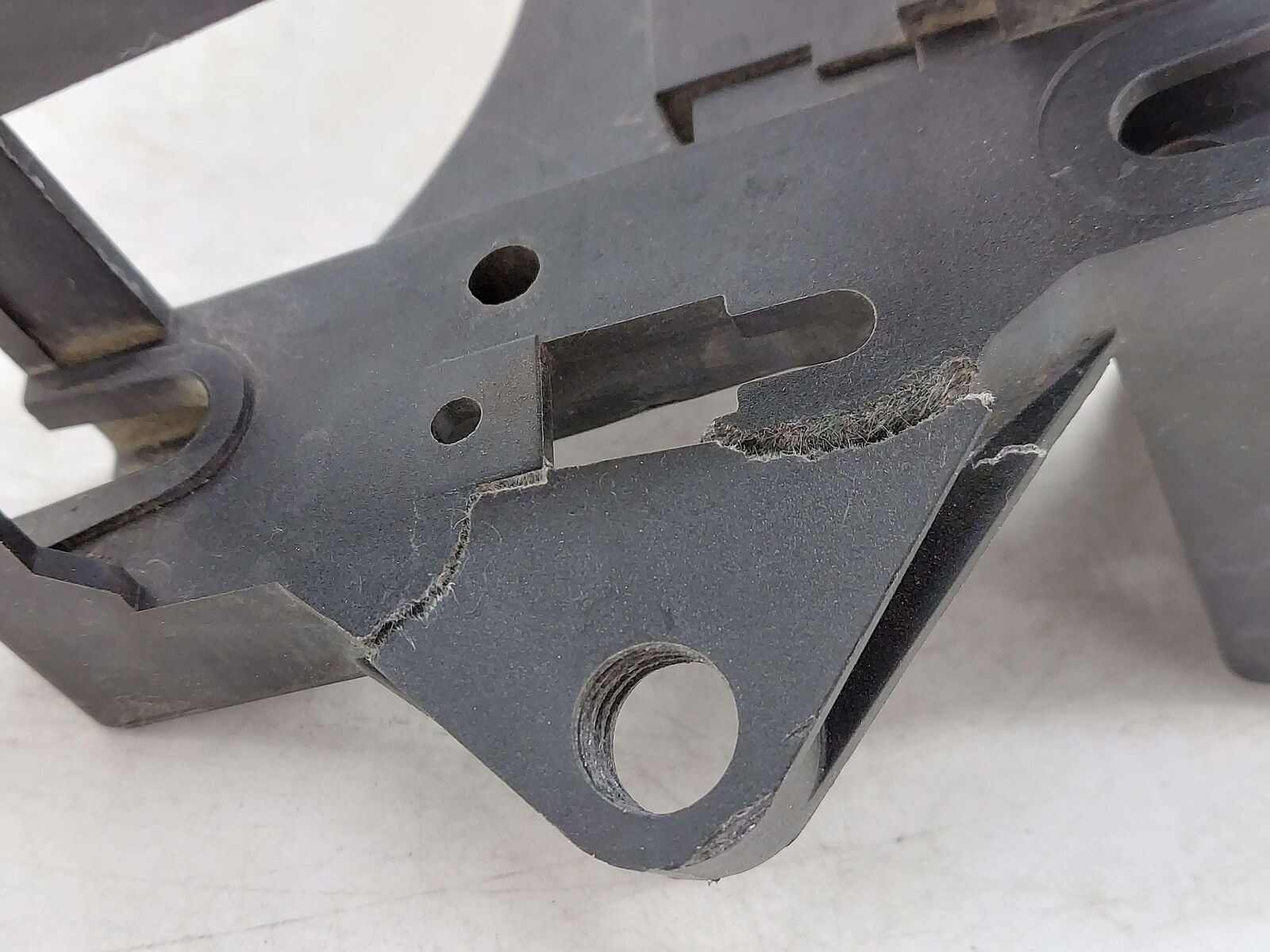 2016 PORSCHE CAYMAN GT4 981 REAR LEFT INNER BUMPER MOUNTING BRACKET