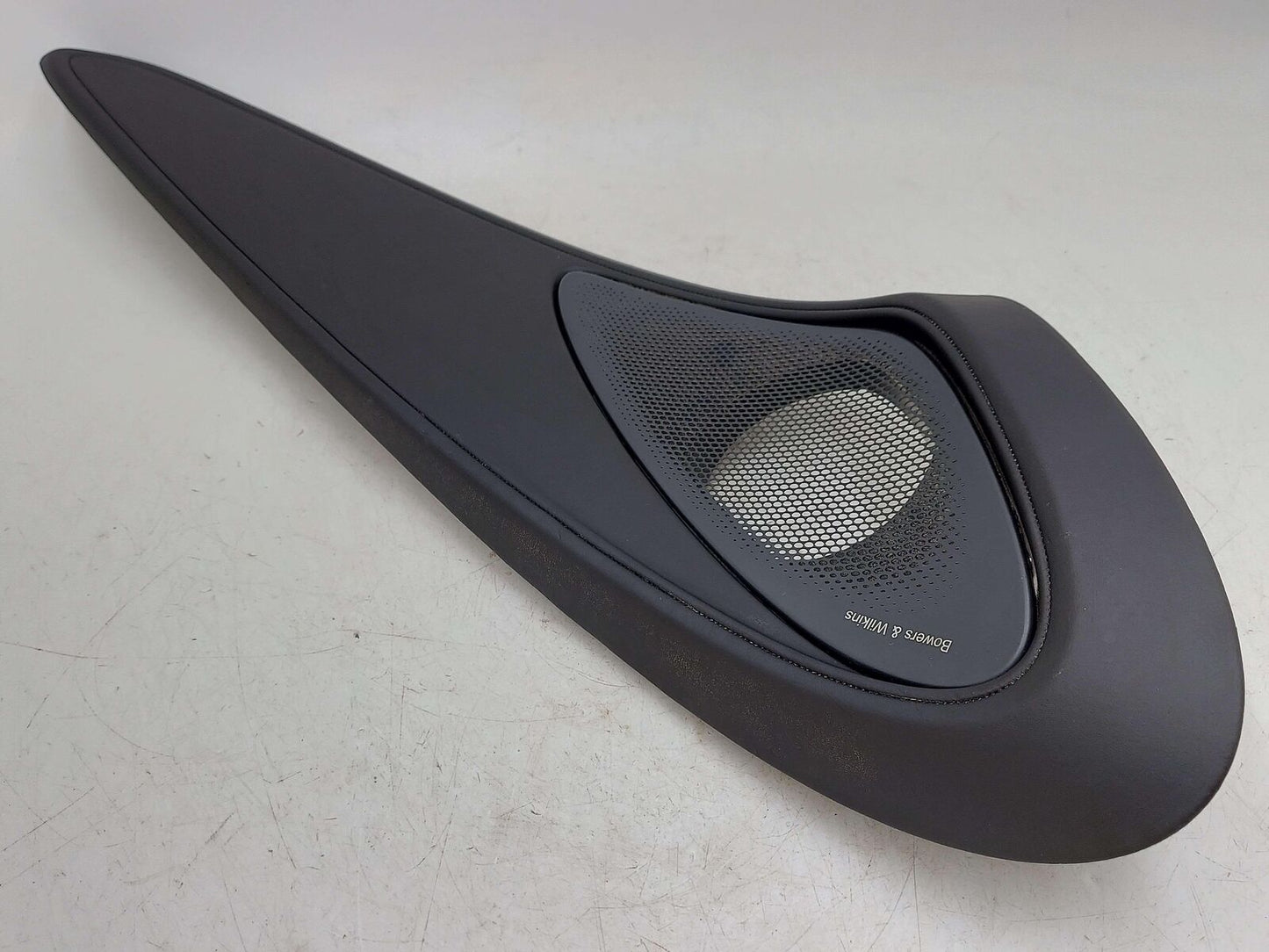 2018 Mclaren 570s RH Right Door Bowers & Wilkins Upper Speaker Trim 13N2142CP