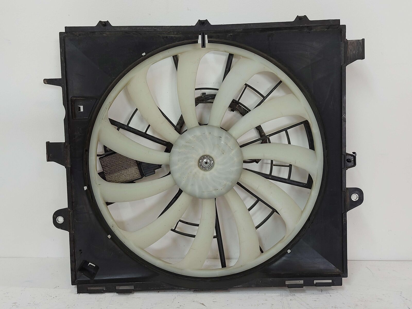 14-15 CADILLAC CTS 3.6L ELECTRIC COOLING FAN MOTOR 350W SEDAN AA422750-7414