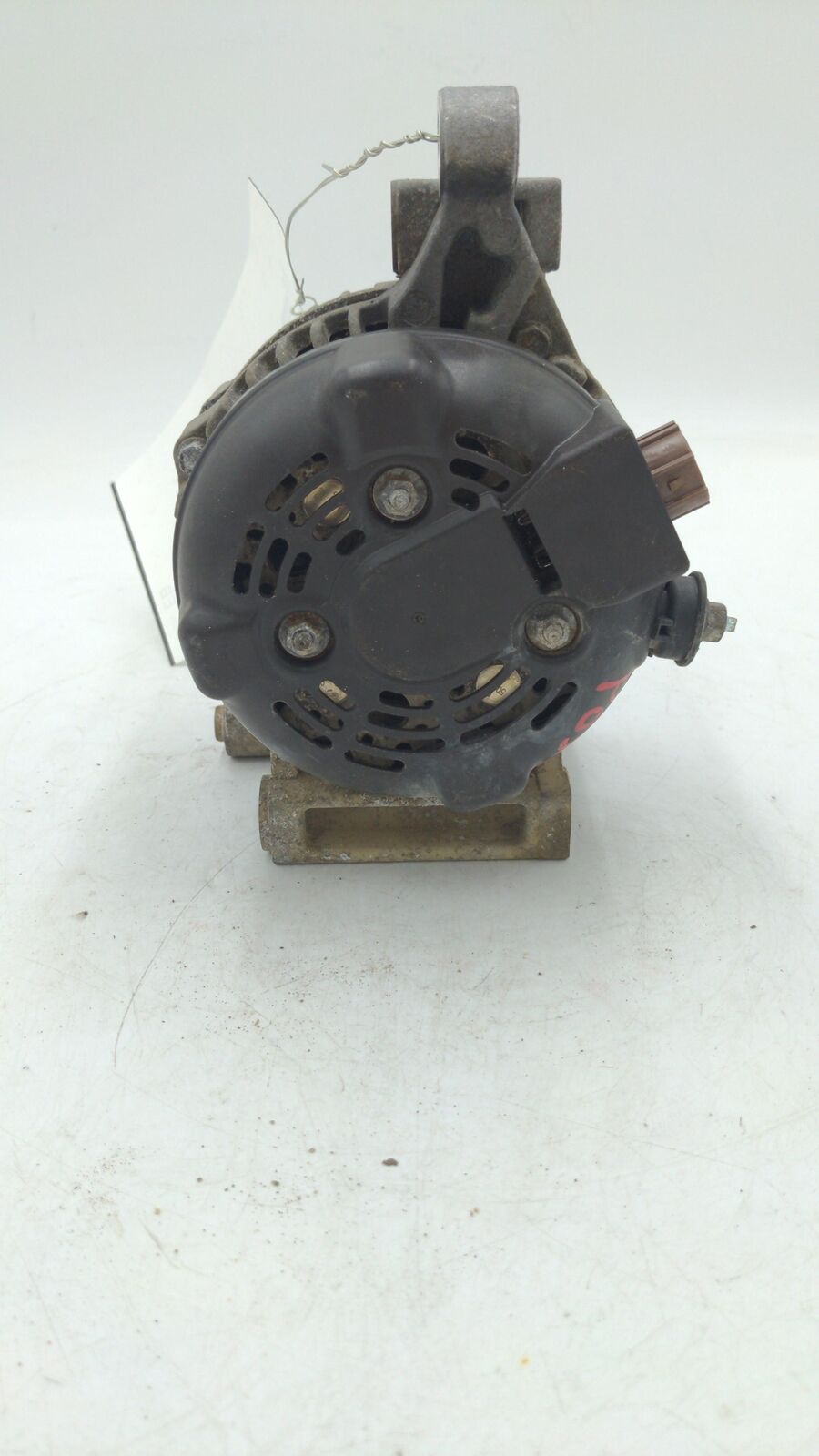 07-21 TOYOTA TUNDRA Alternator 27060-0s030 8 cylinder 100 amp