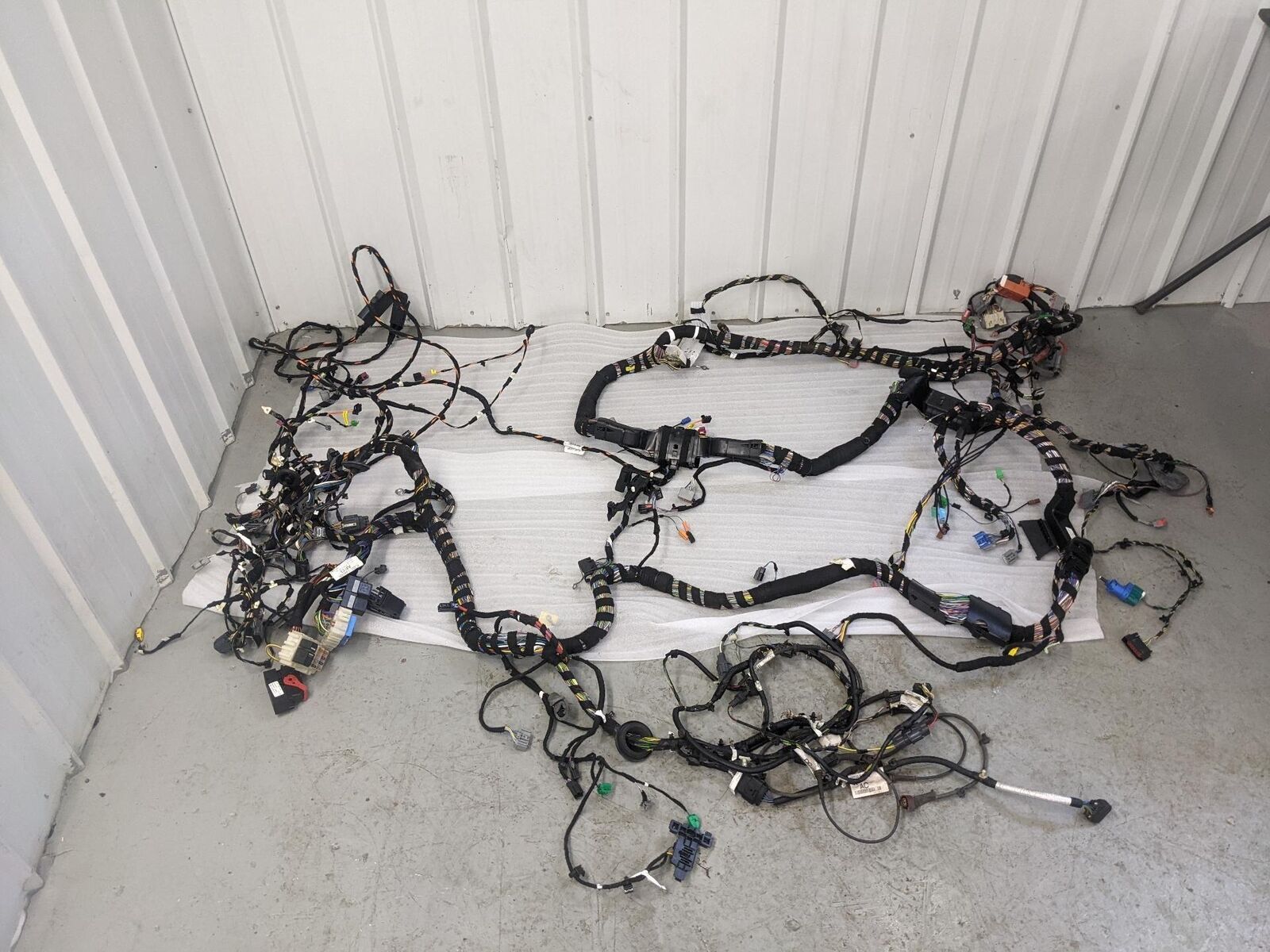 12-16 RANGE ROVER EVOQUE Wire Harness Body Harness EJ32-14A005