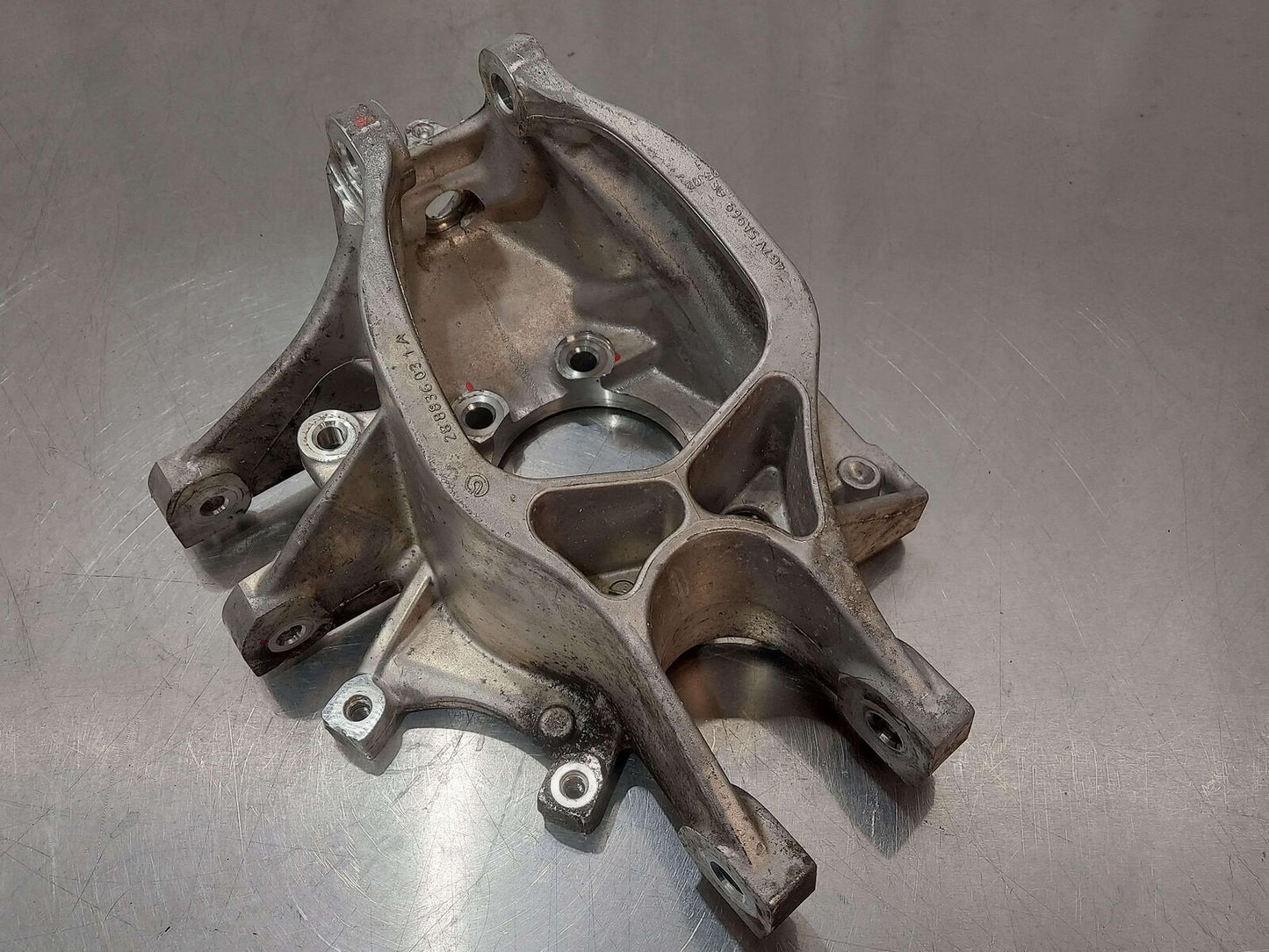 05-06 FORD GT GT40 SUPERCAR REAR LEFT SPINDLE KNUCKLE *PARTS ONLY* 4G7V-5A969-AE