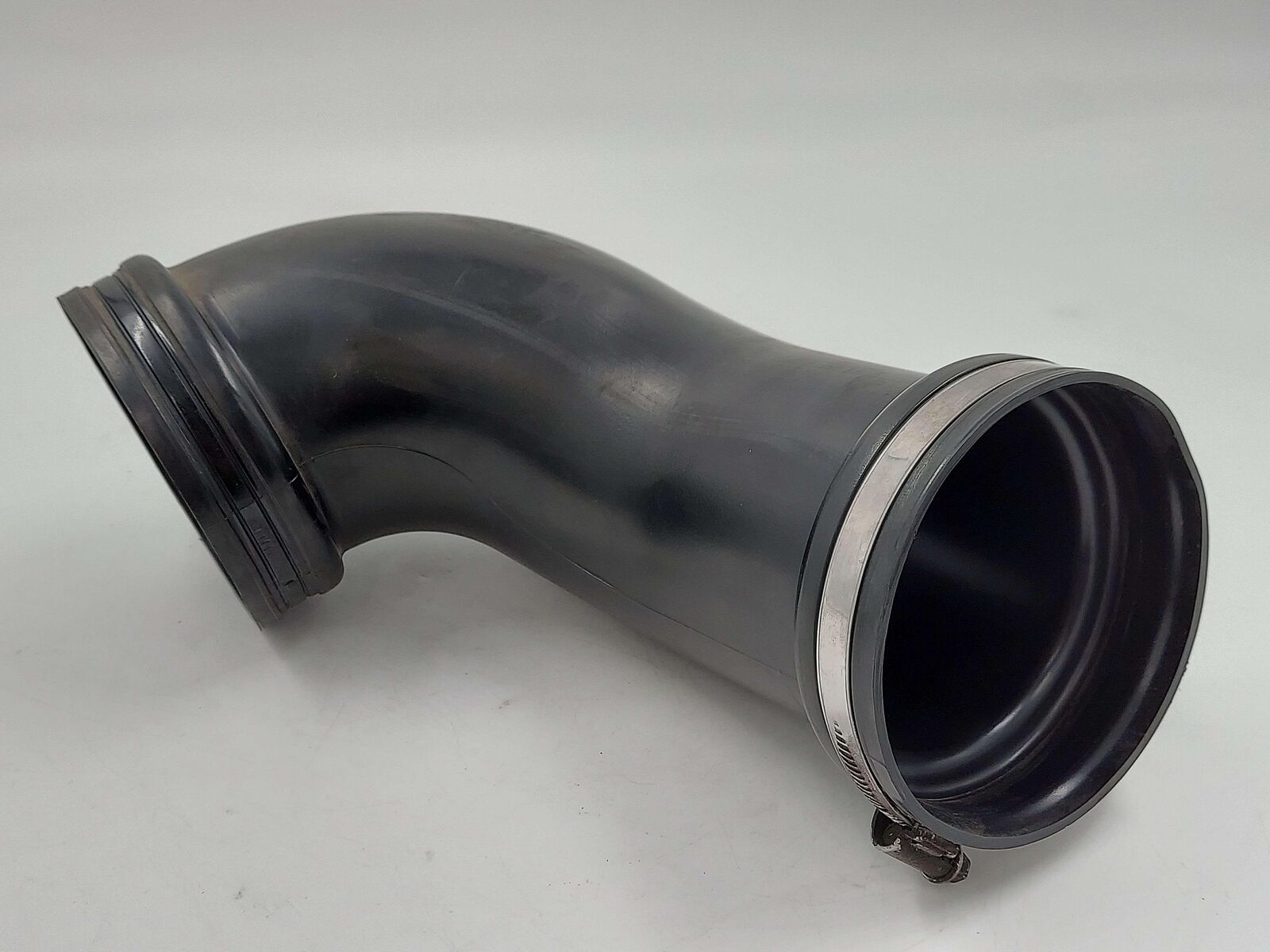 2016 MCLAREN 540C RIGHT AIR INTAKE TUBE AIR CLEANER INTAKE ELBOW 11F0944CP