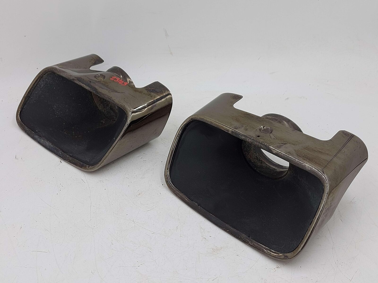 22-23 DODGE CHALLENGER SRT HELLCAT LEFT & RIGHT EXHAUST MUFFLER TIPS *NOTE