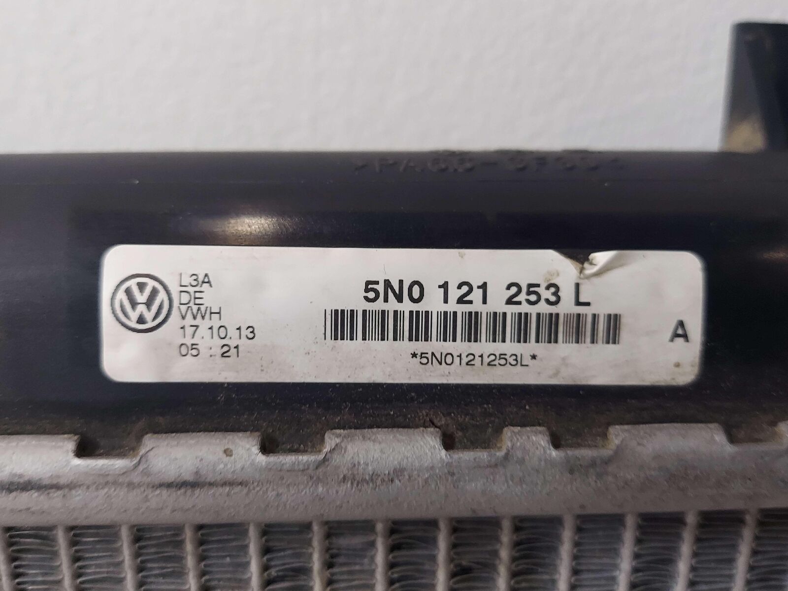 09-18 VW TIGUAN Radiator 5N0121253L 87K KM's