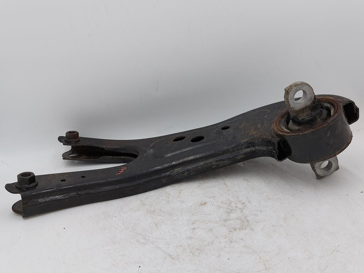 10-22 LEXUS RX450 HYBRID REAR LEFT LOWER TRAILING CONTROL ARM