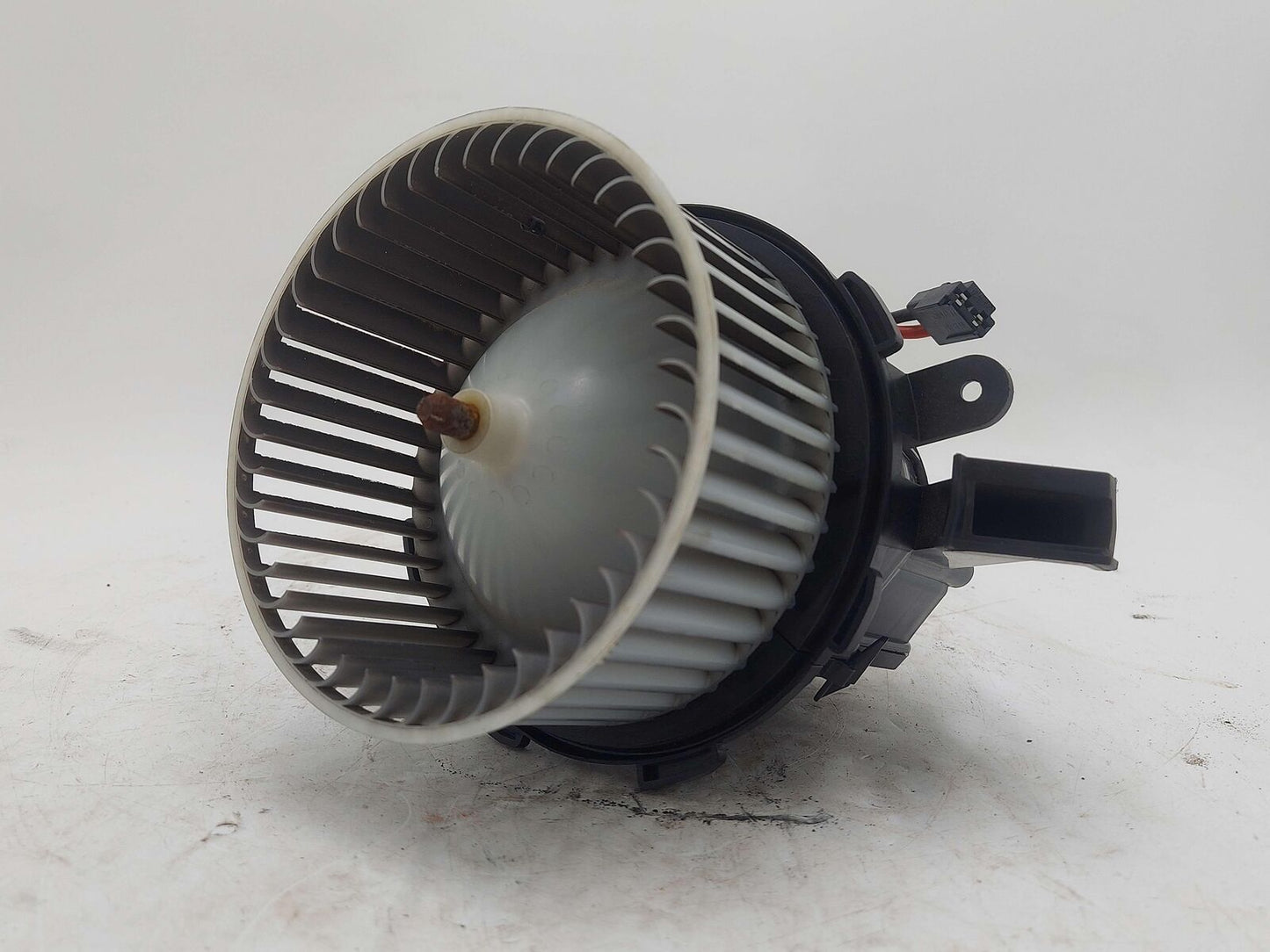 15-18 PORSCHE MACAN 95B S FRONT HVAC A/C HEATER BLOWER MOTOR 8T2820021