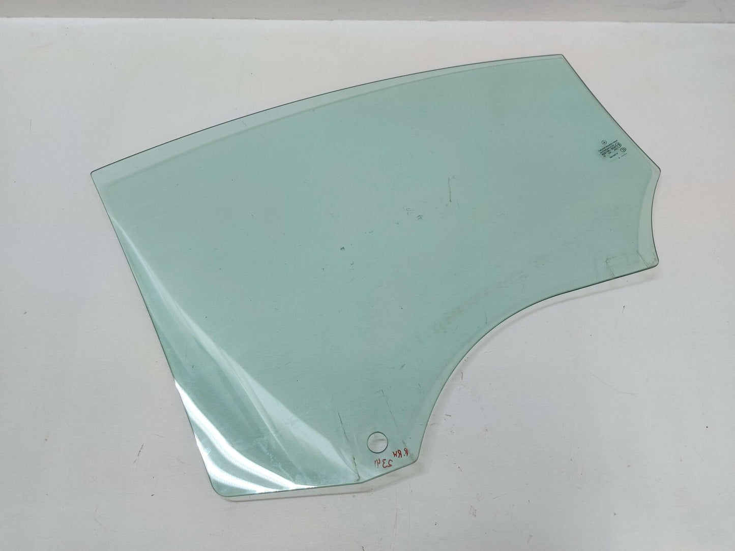 12-18 MERCEDES CLS63S AMG W218 REAR RIGHT DOOR WINDOW GLASS