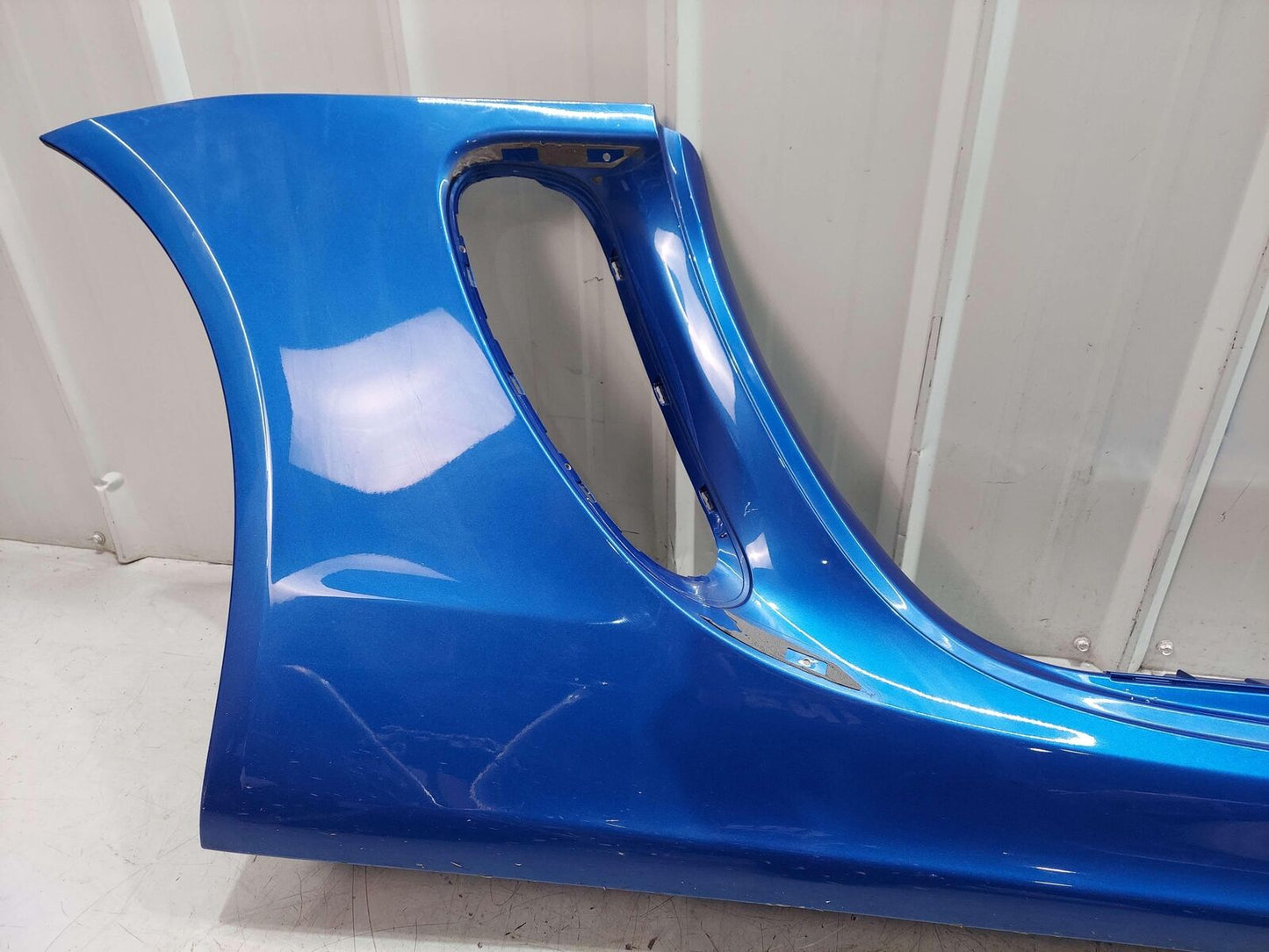 16 PORSCHE CAYMAN GT4 981 RIGHT ROCKER PANEL SIDE SKIRT MOULDING SAPPHIRE BLUE