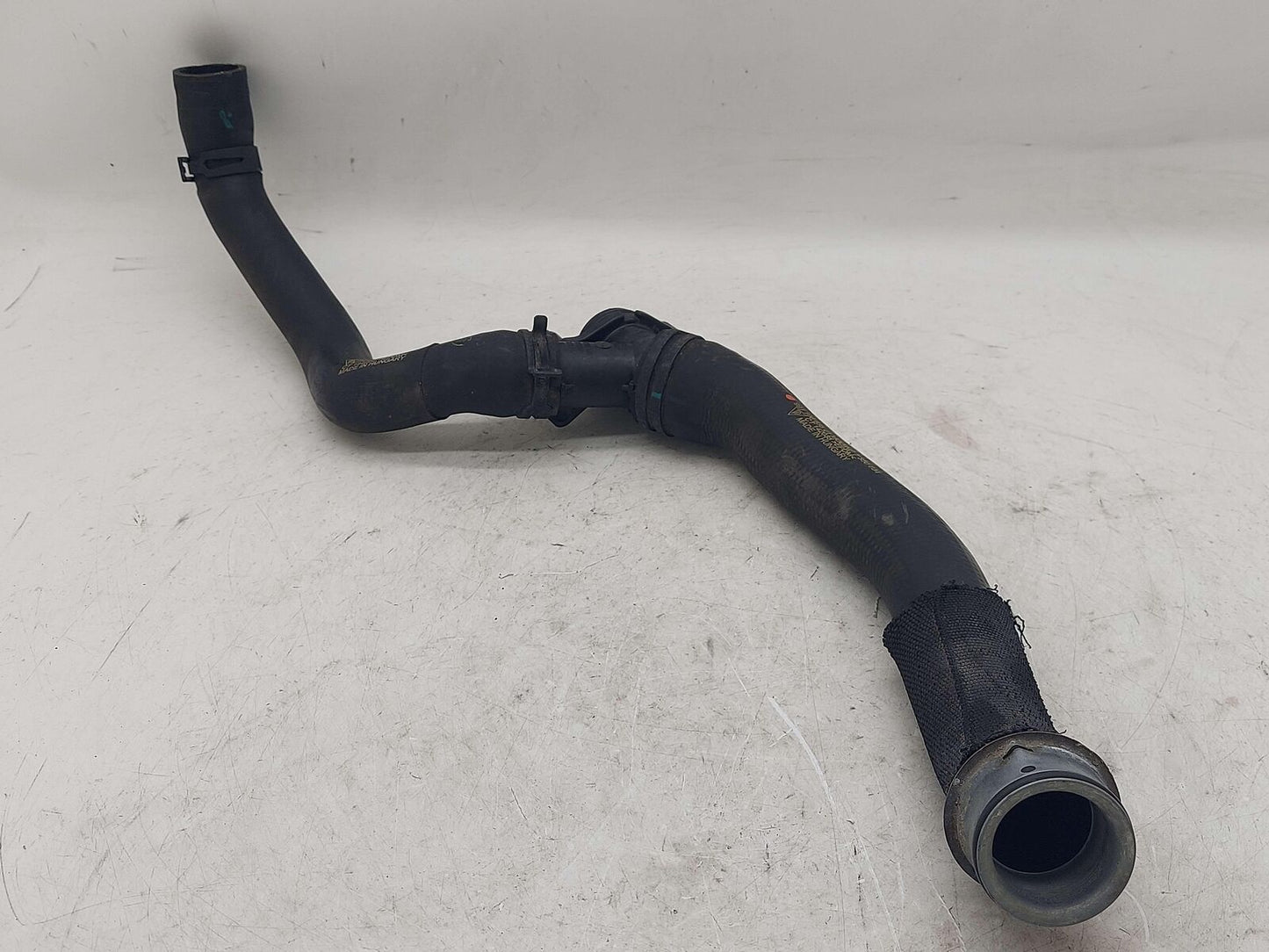 2014 PORSCHE 911 991 GT3 3.8L FRONT LEFT RADIATOR HOSE 99110663501 99110664981