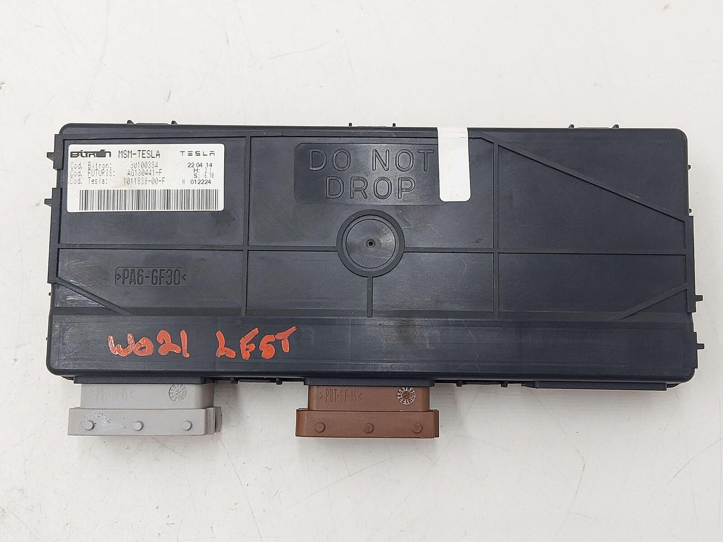 2014 Tesla S Front LH Left Seat Memory Control Module 1011838-00-F