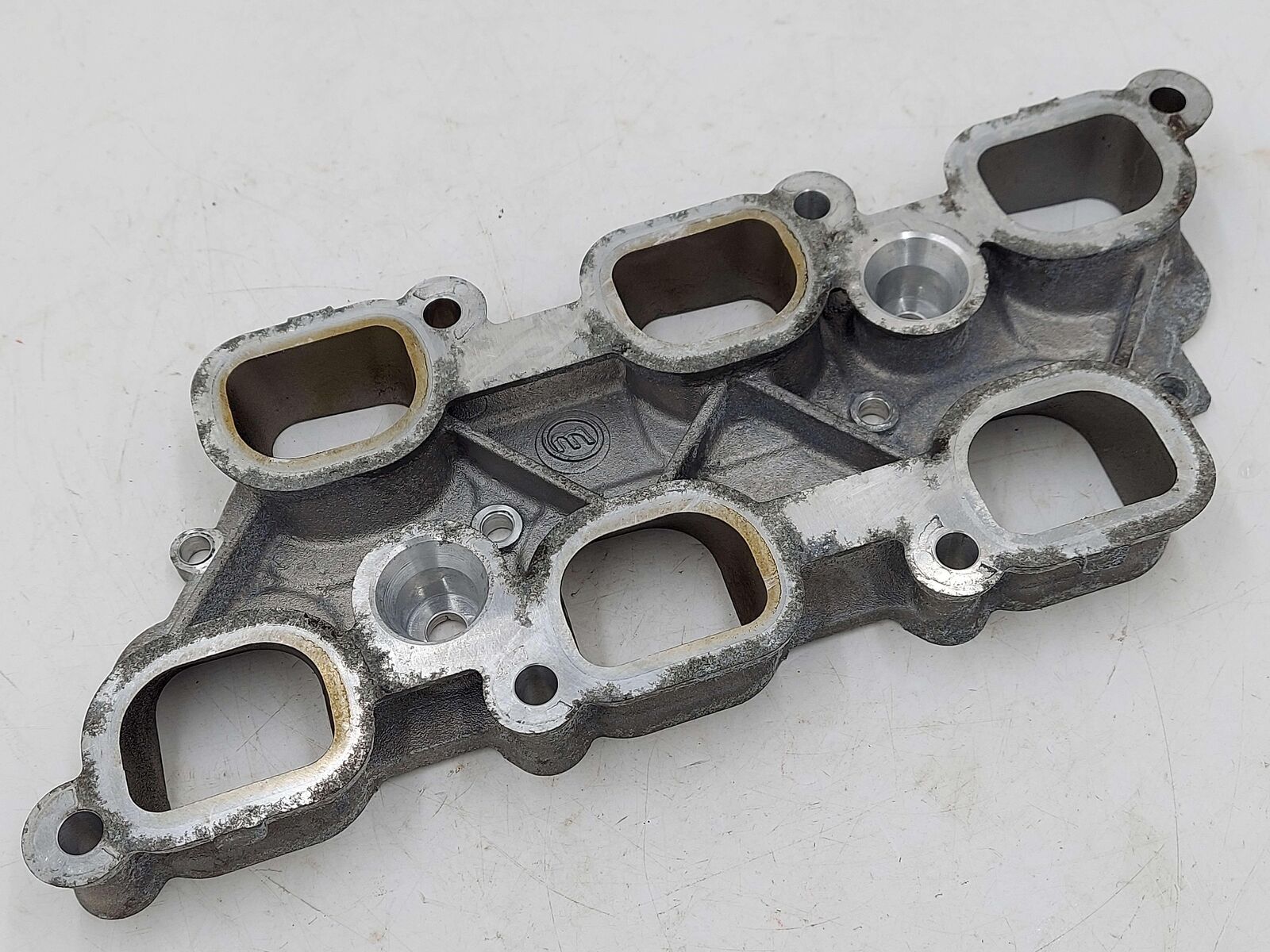 10-15 CADILLAC CTS LOWER INTAKE MANIFOLD 3.6L 12611155