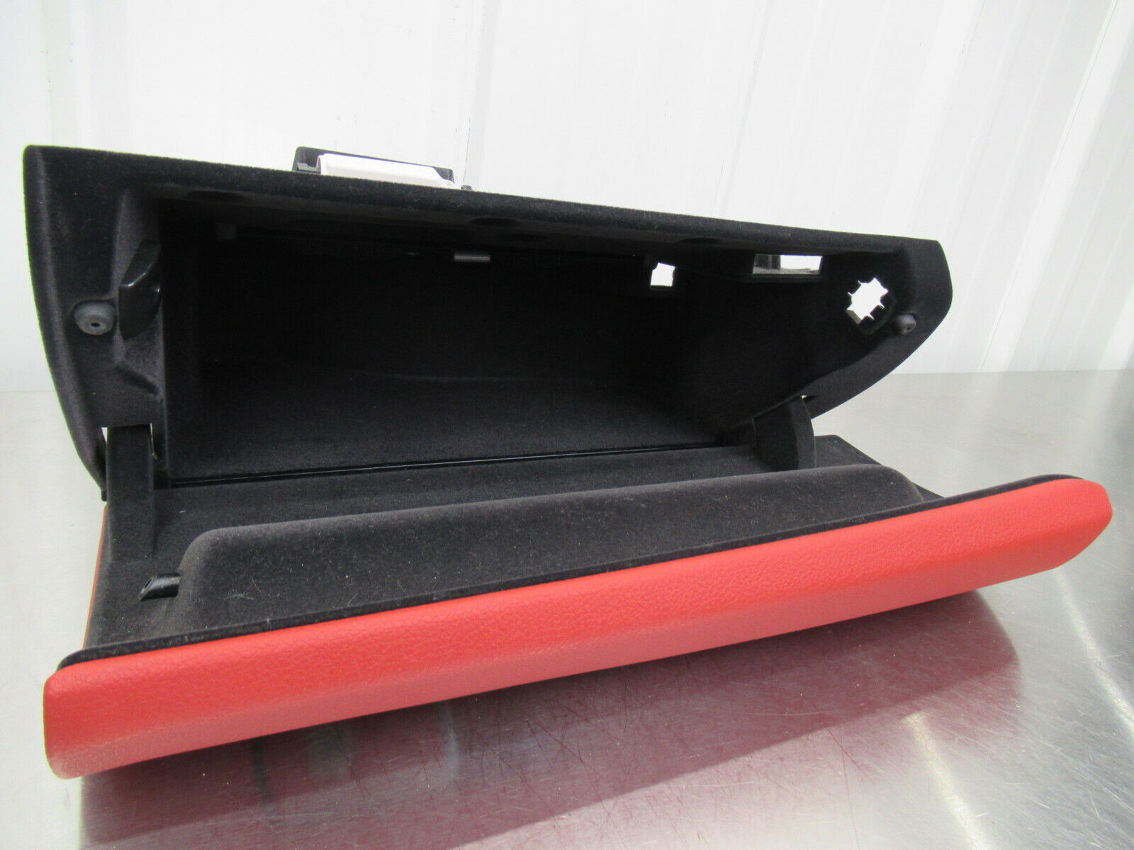 W004 2014 14 BMW 435I RED GLOVE BOX COMPARTMENT 9228283 727584-10