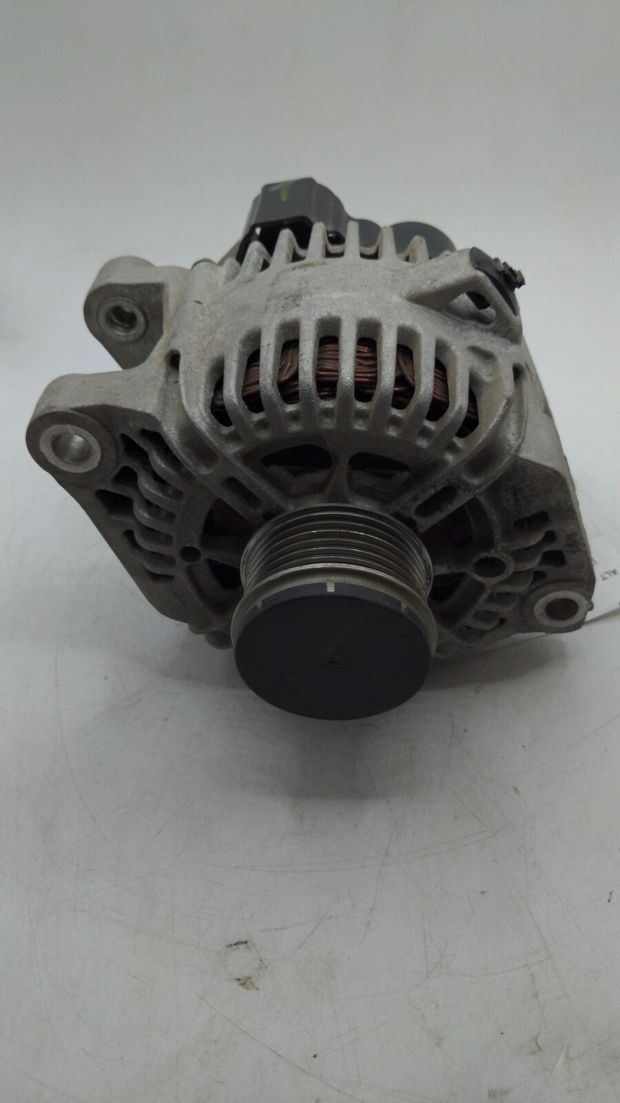 11 12 13 HYUNDAI SONATA Alternator 37300-2g600 23K KM's!