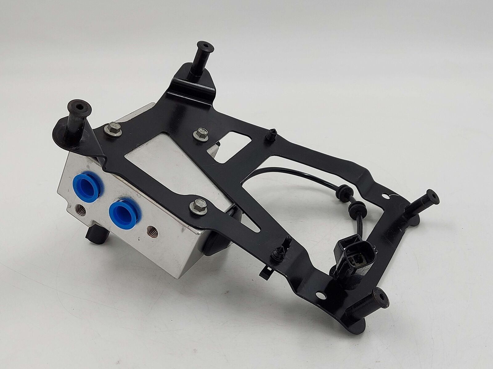 2016 MCLAREN 540C SUSPENSION CONTROL MODULE 13B0737CP 13B0737CP01 *NOTE